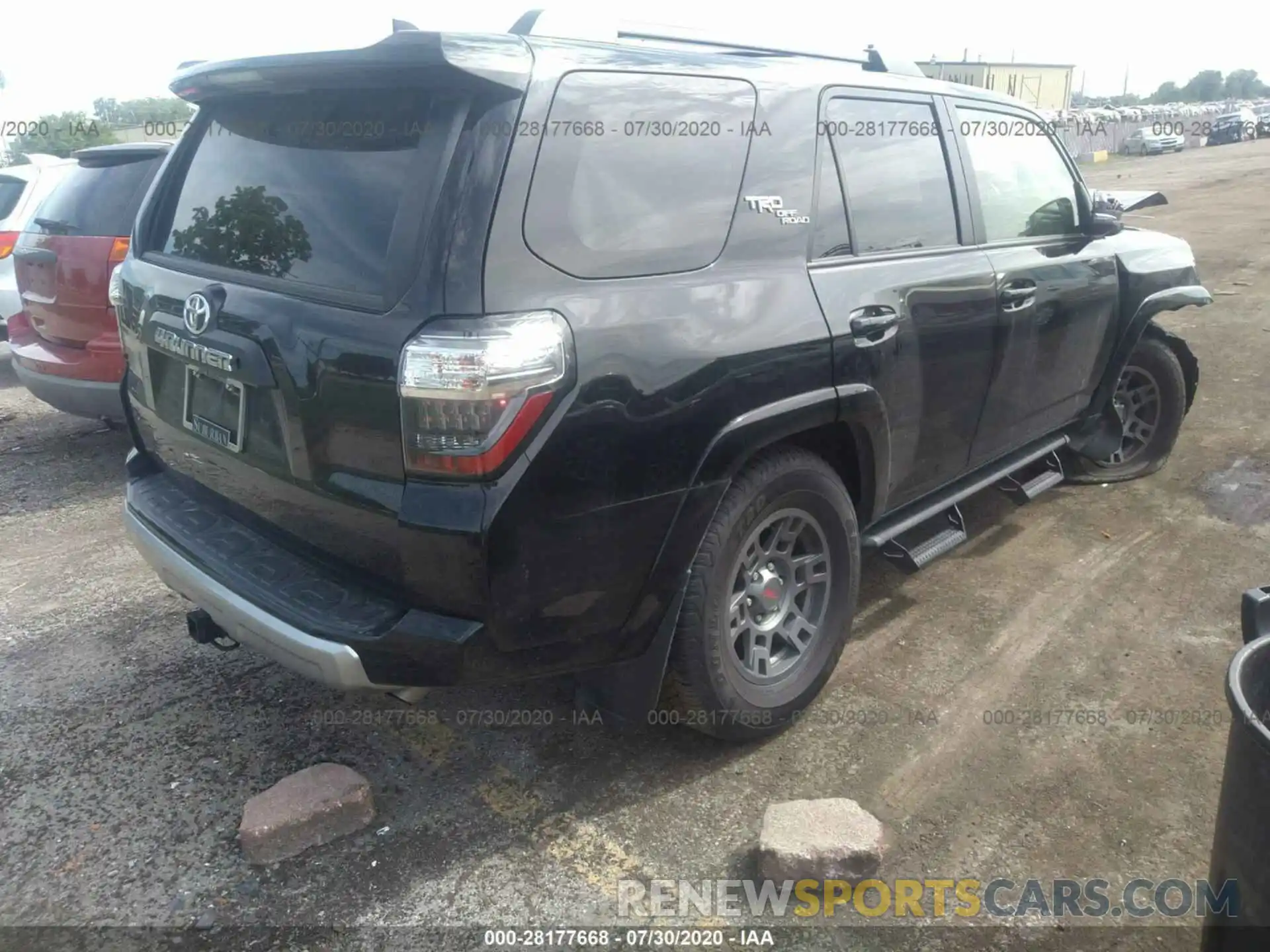 4 Фотография поврежденного автомобиля JTEBU5JR5K5658700 TOYOTA 4RUNNER 2019