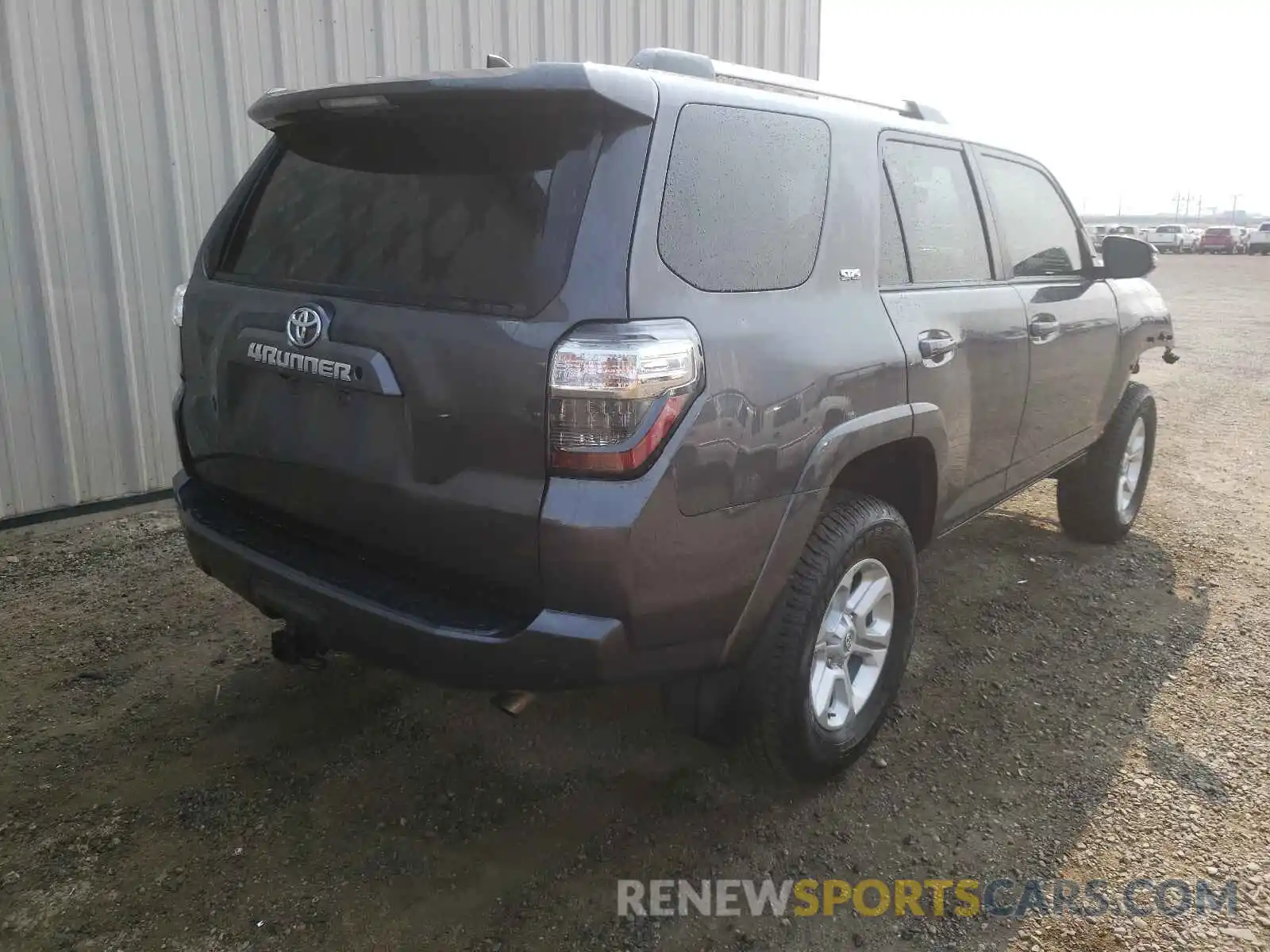 4 Фотография поврежденного автомобиля JTEBU5JR5K5661810 TOYOTA 4RUNNER 2019