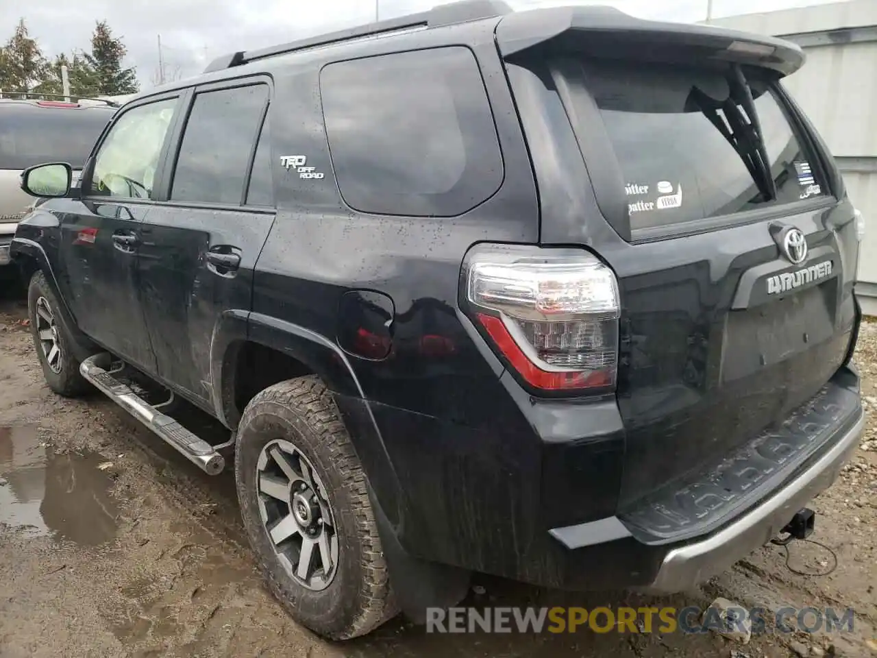 3 Фотография поврежденного автомобиля JTEBU5JR5K5663718 TOYOTA 4RUNNER 2019