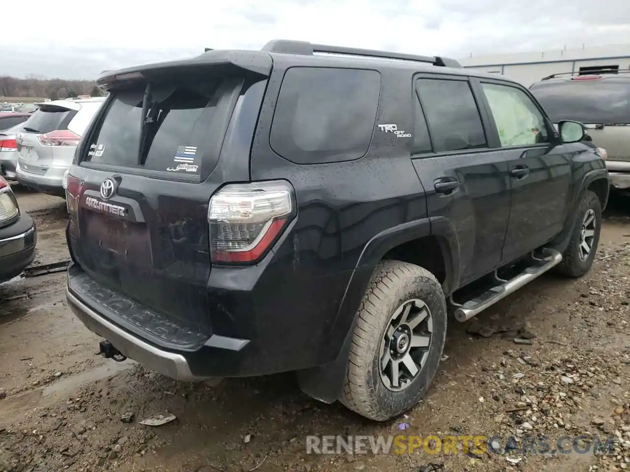 4 Фотография поврежденного автомобиля JTEBU5JR5K5663718 TOYOTA 4RUNNER 2019