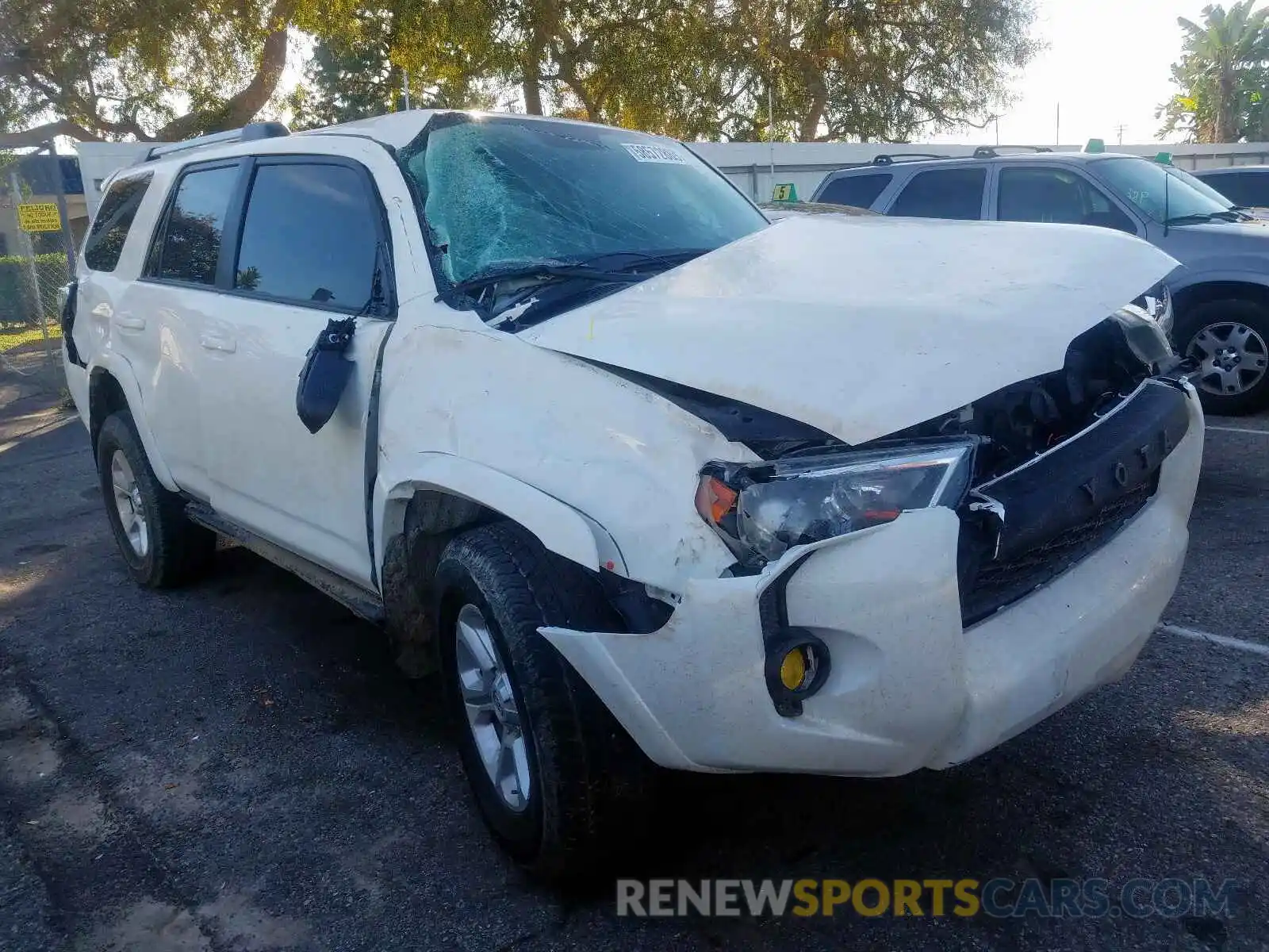 1 Photograph of a damaged car JTEBU5JR5K5664206 TOYOTA 4RUNNER 2019