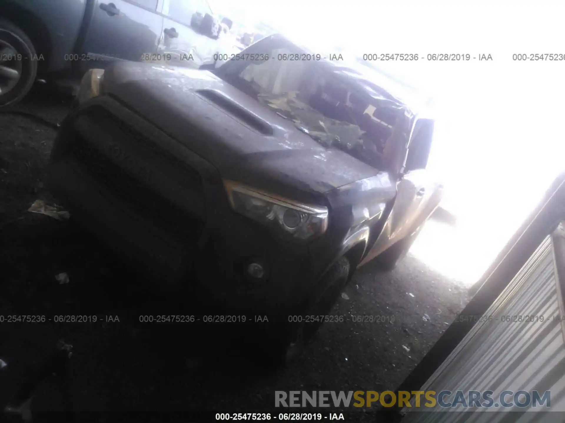 2 Photograph of a damaged car JTEBU5JR5K5665470 TOYOTA 4RUNNER 2019