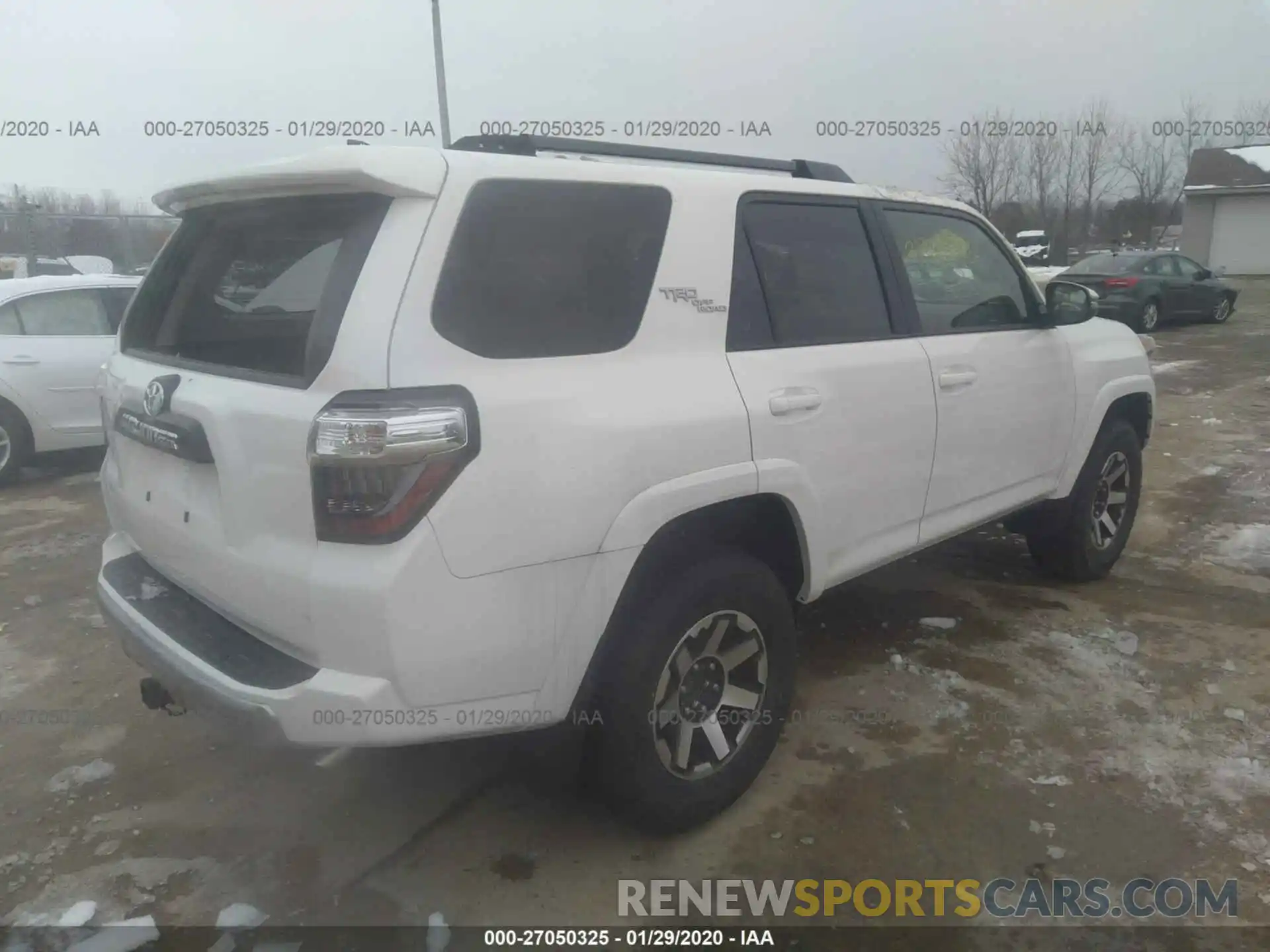 4 Фотография поврежденного автомобиля JTEBU5JR5K5668255 TOYOTA 4RUNNER 2019