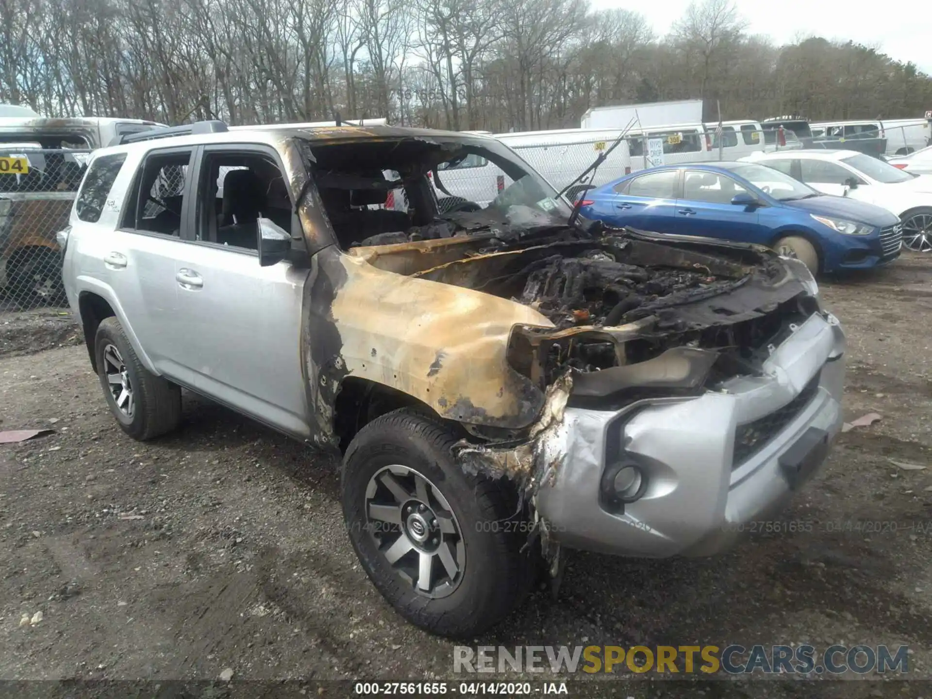 1 Photograph of a damaged car JTEBU5JR5K5670622 TOYOTA 4RUNNER 2019