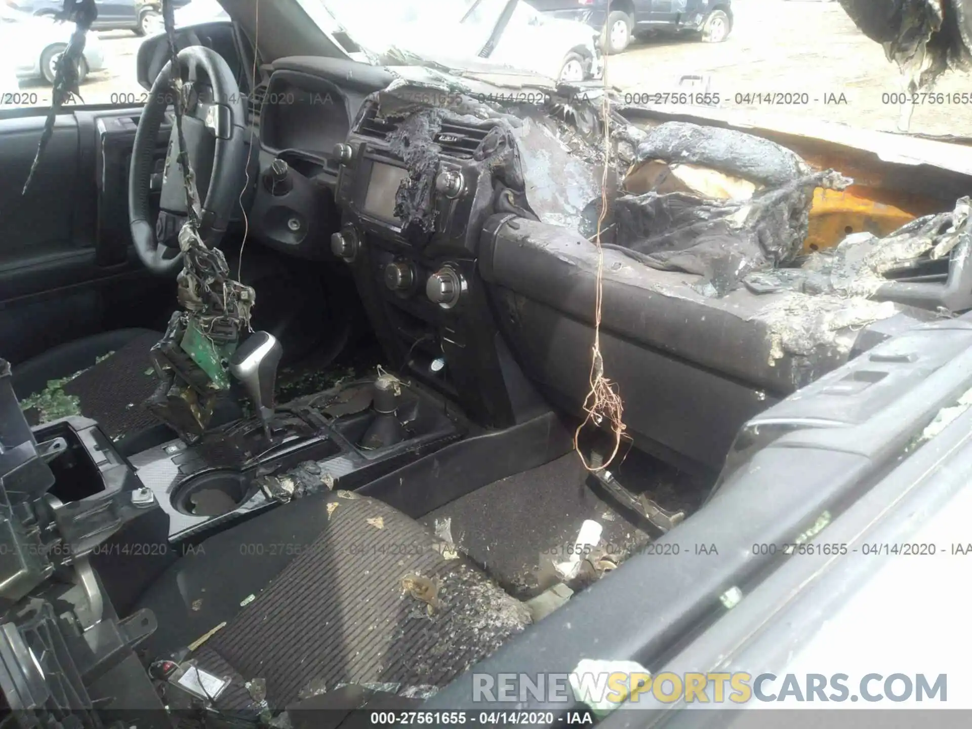 5 Photograph of a damaged car JTEBU5JR5K5670622 TOYOTA 4RUNNER 2019