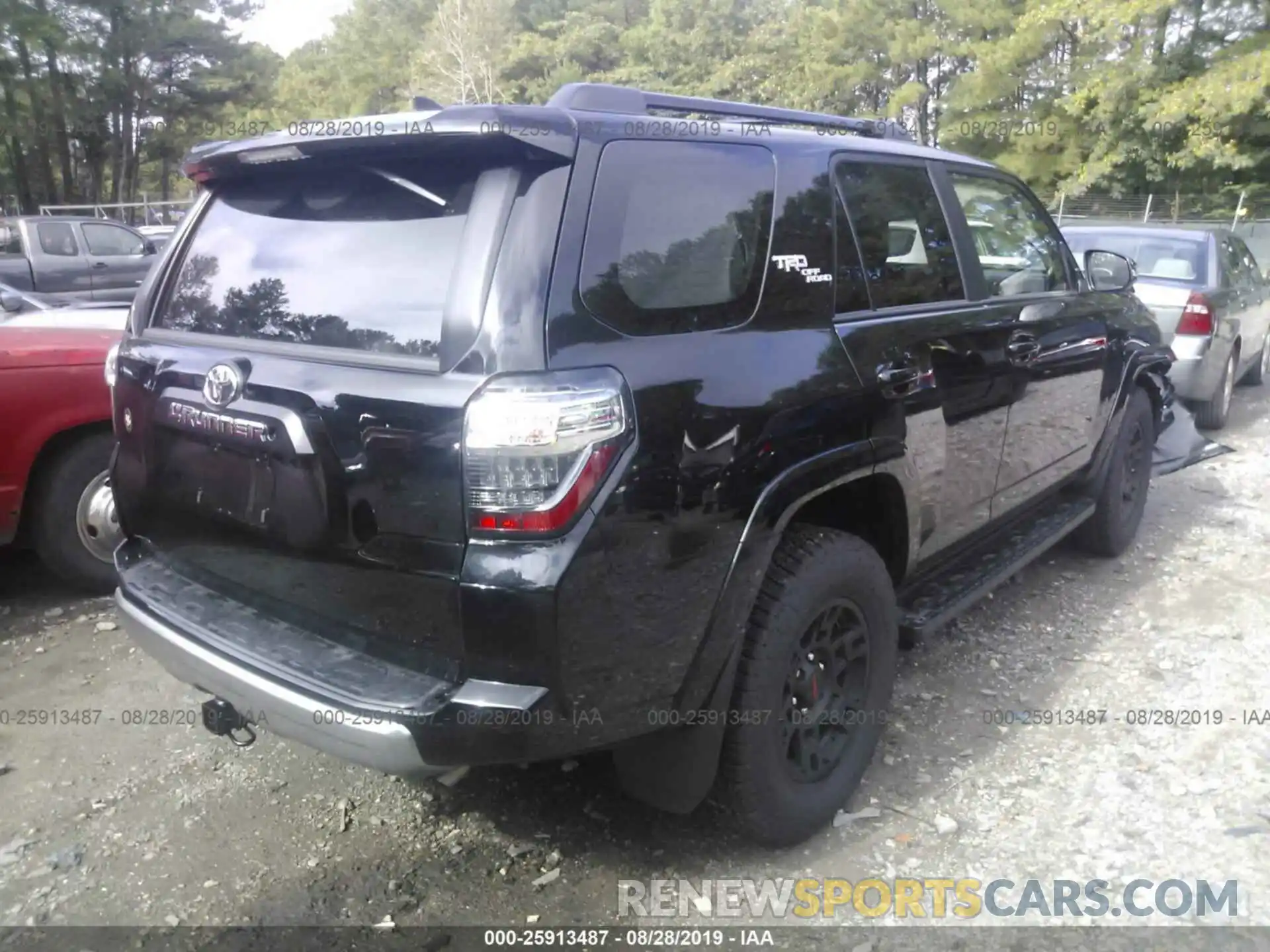 4 Photograph of a damaged car JTEBU5JR5K5671253 TOYOTA 4RUNNER 2019