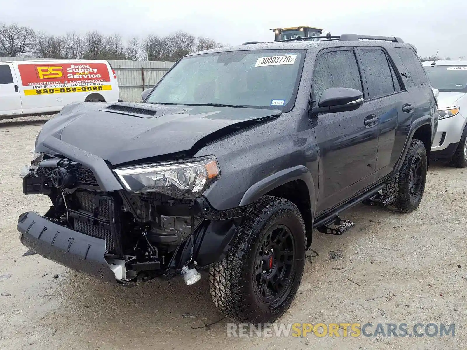 2 Photograph of a damaged car JTEBU5JR5K5672581 TOYOTA 4RUNNER 2019