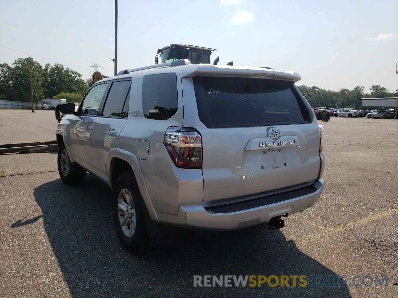 3 Фотография поврежденного автомобиля JTEBU5JR5K5673309 TOYOTA 4RUNNER 2019