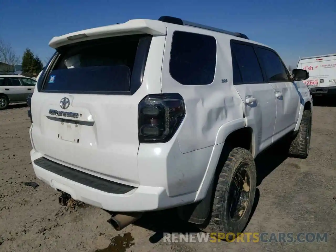 4 Фотография поврежденного автомобиля JTEBU5JR5K5674363 TOYOTA 4RUNNER 2019