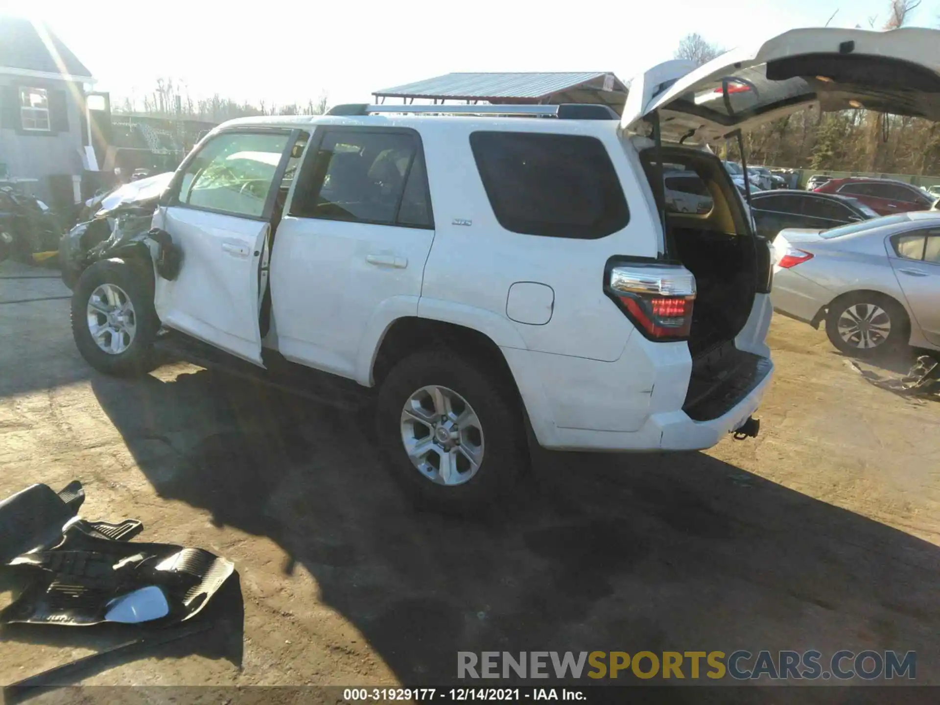 3 Photograph of a damaged car JTEBU5JR5K5675285 TOYOTA 4RUNNER 2019