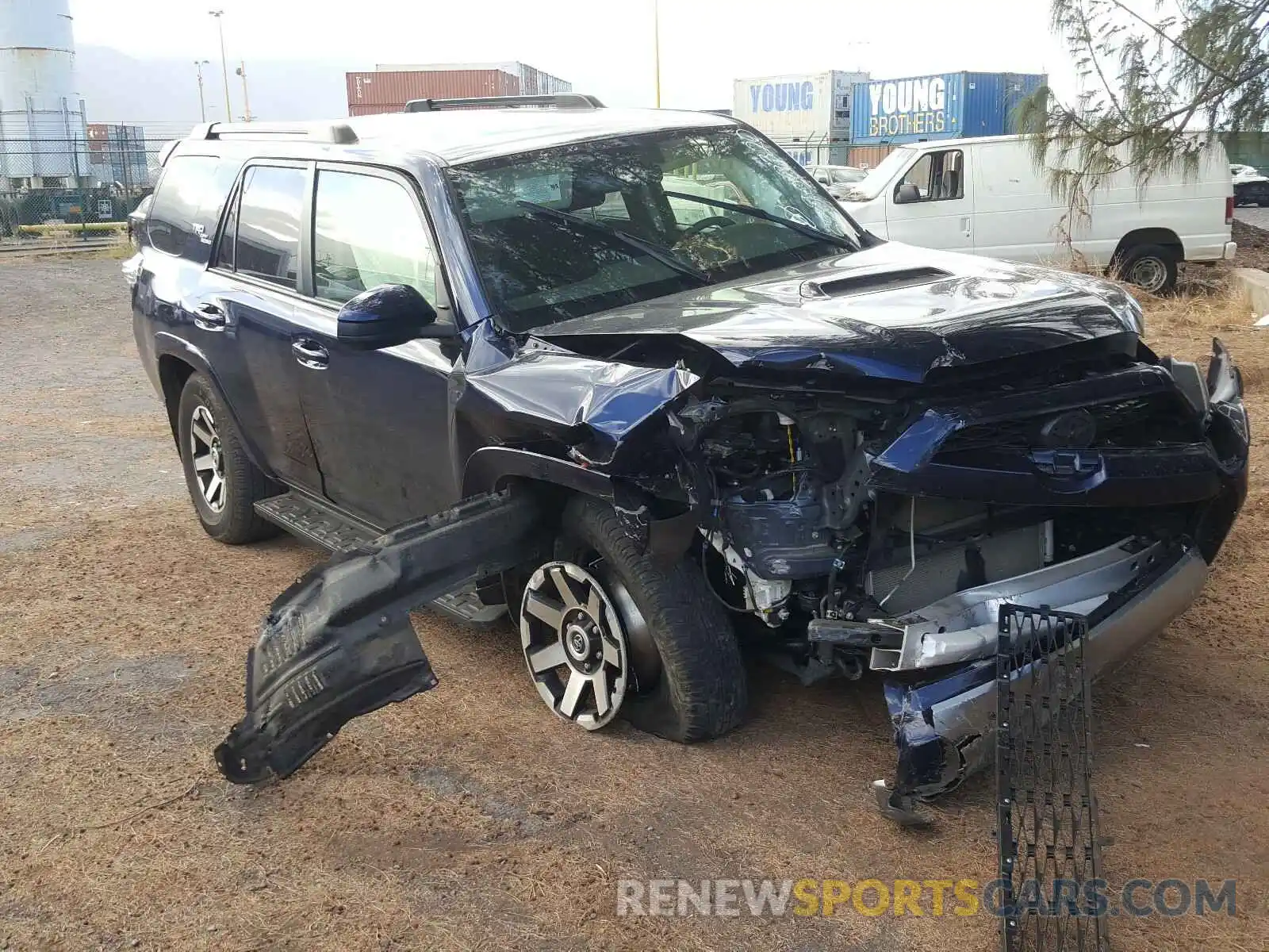 1 Photograph of a damaged car JTEBU5JR5K5680146 TOYOTA 4RUNNER 2019