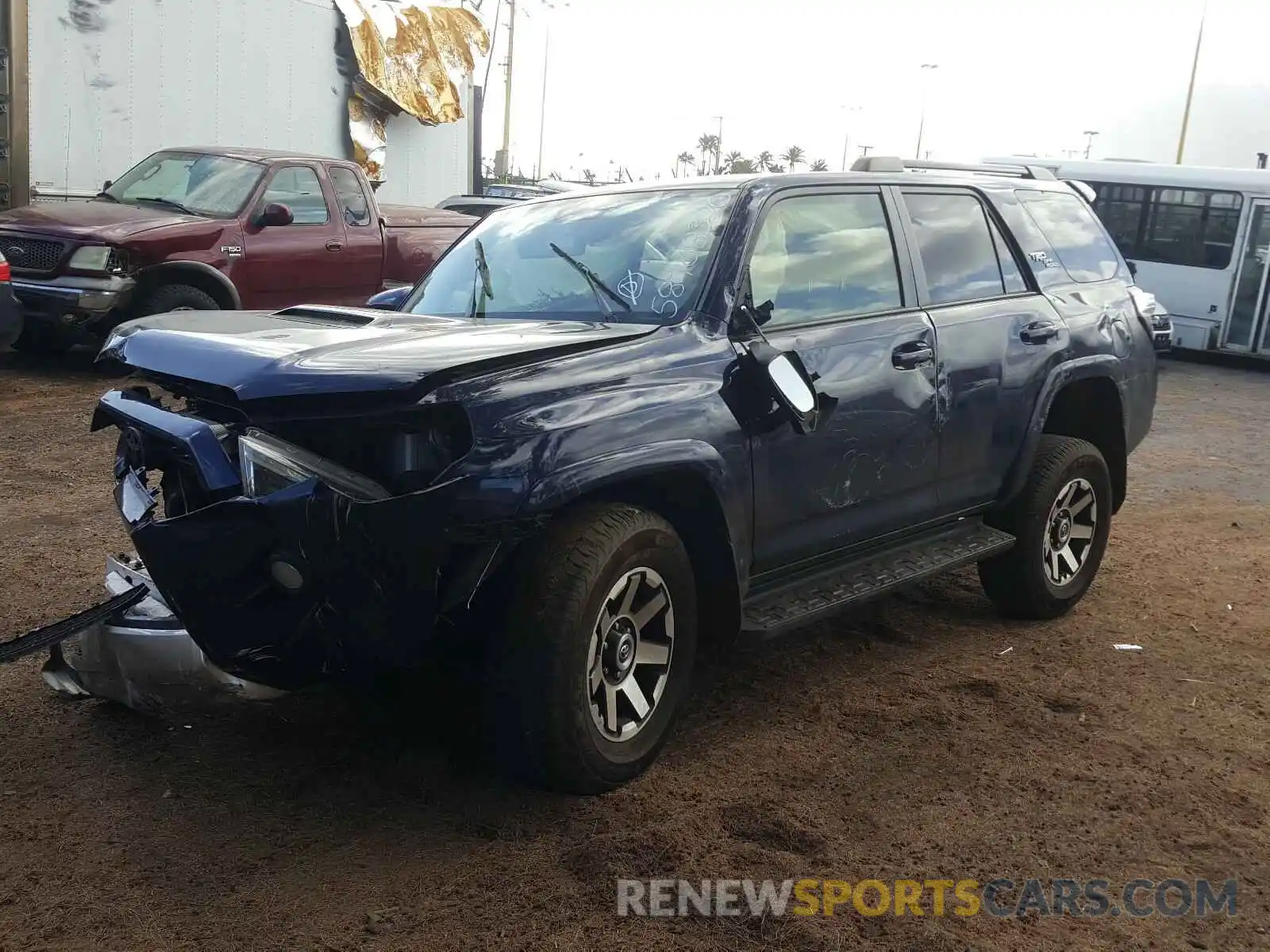 2 Photograph of a damaged car JTEBU5JR5K5680146 TOYOTA 4RUNNER 2019