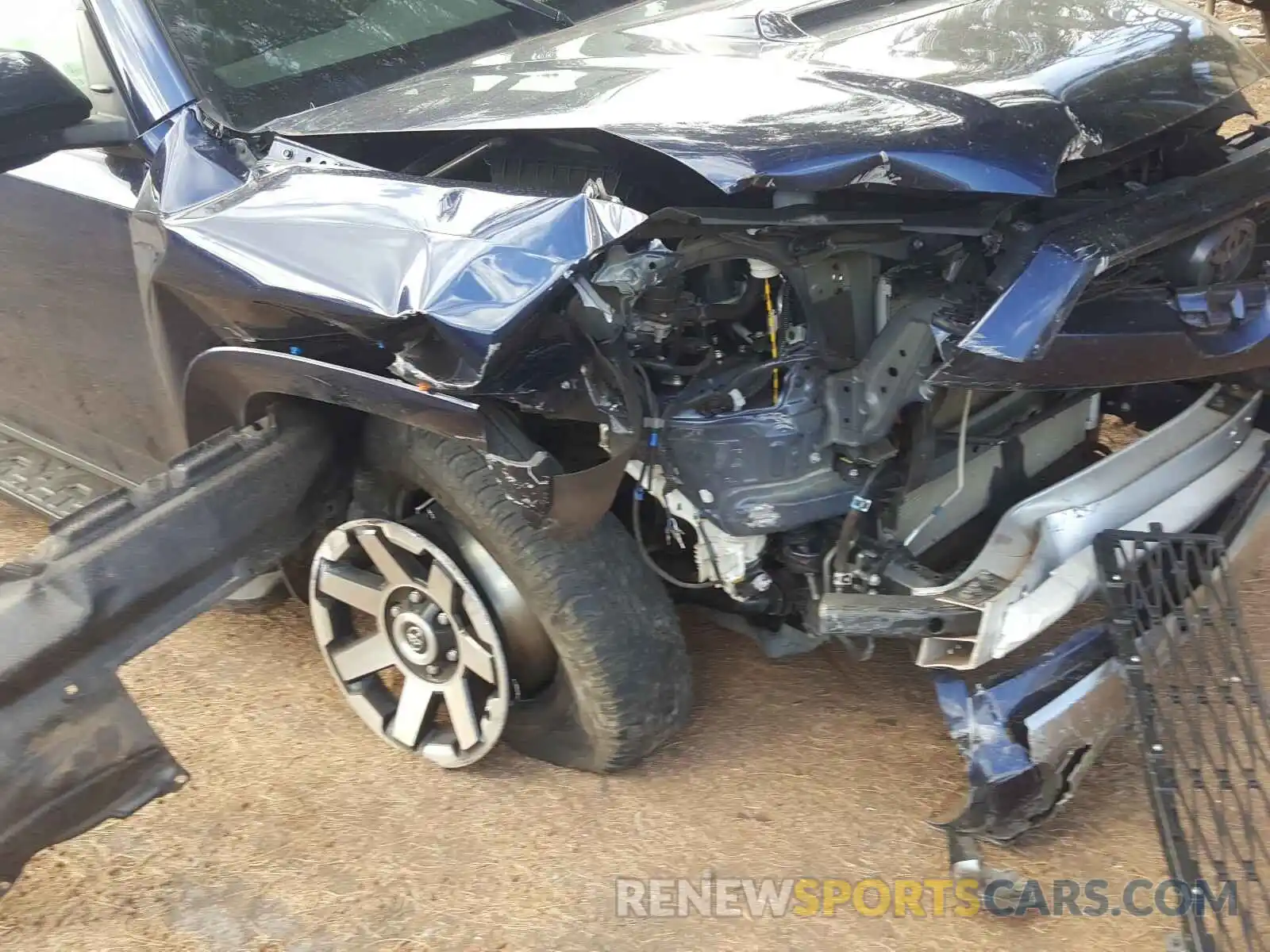 9 Photograph of a damaged car JTEBU5JR5K5680146 TOYOTA 4RUNNER 2019