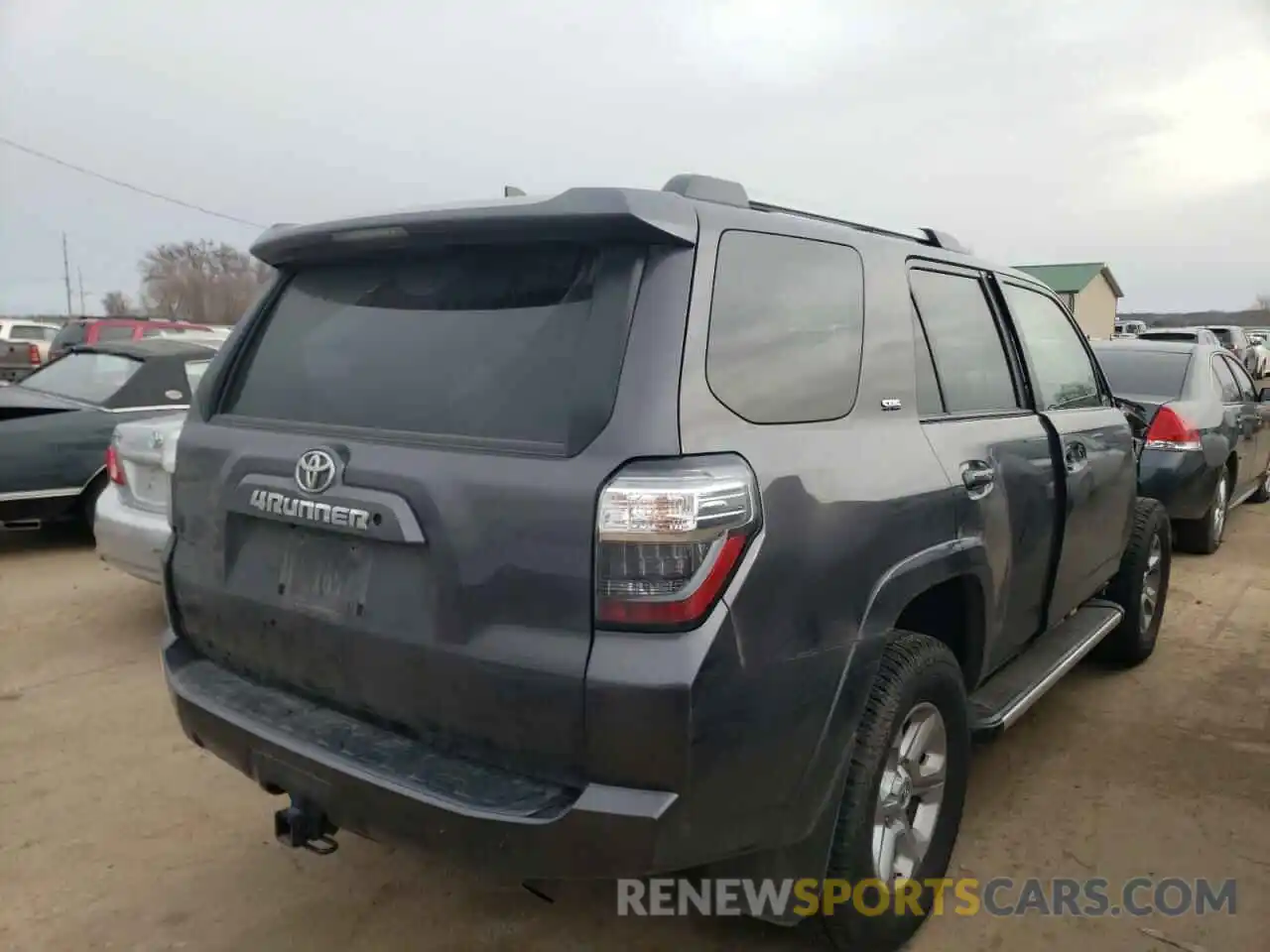 4 Фотография поврежденного автомобиля JTEBU5JR5K5684391 TOYOTA 4RUNNER 2019