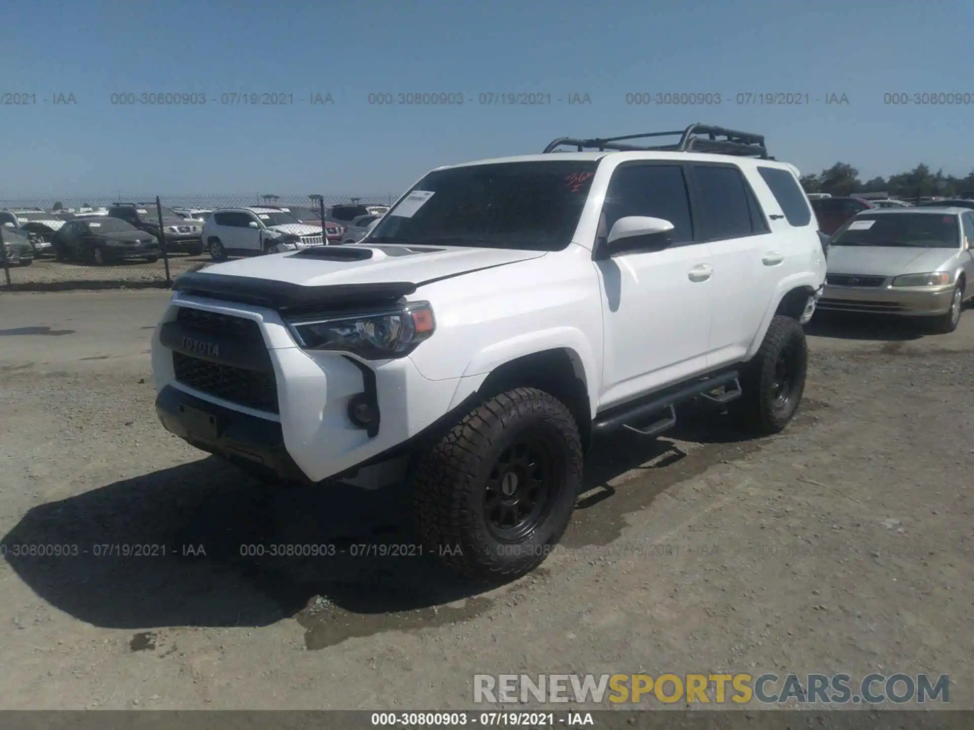 2 Фотография поврежденного автомобиля JTEBU5JR5K5688084 TOYOTA 4RUNNER 2019