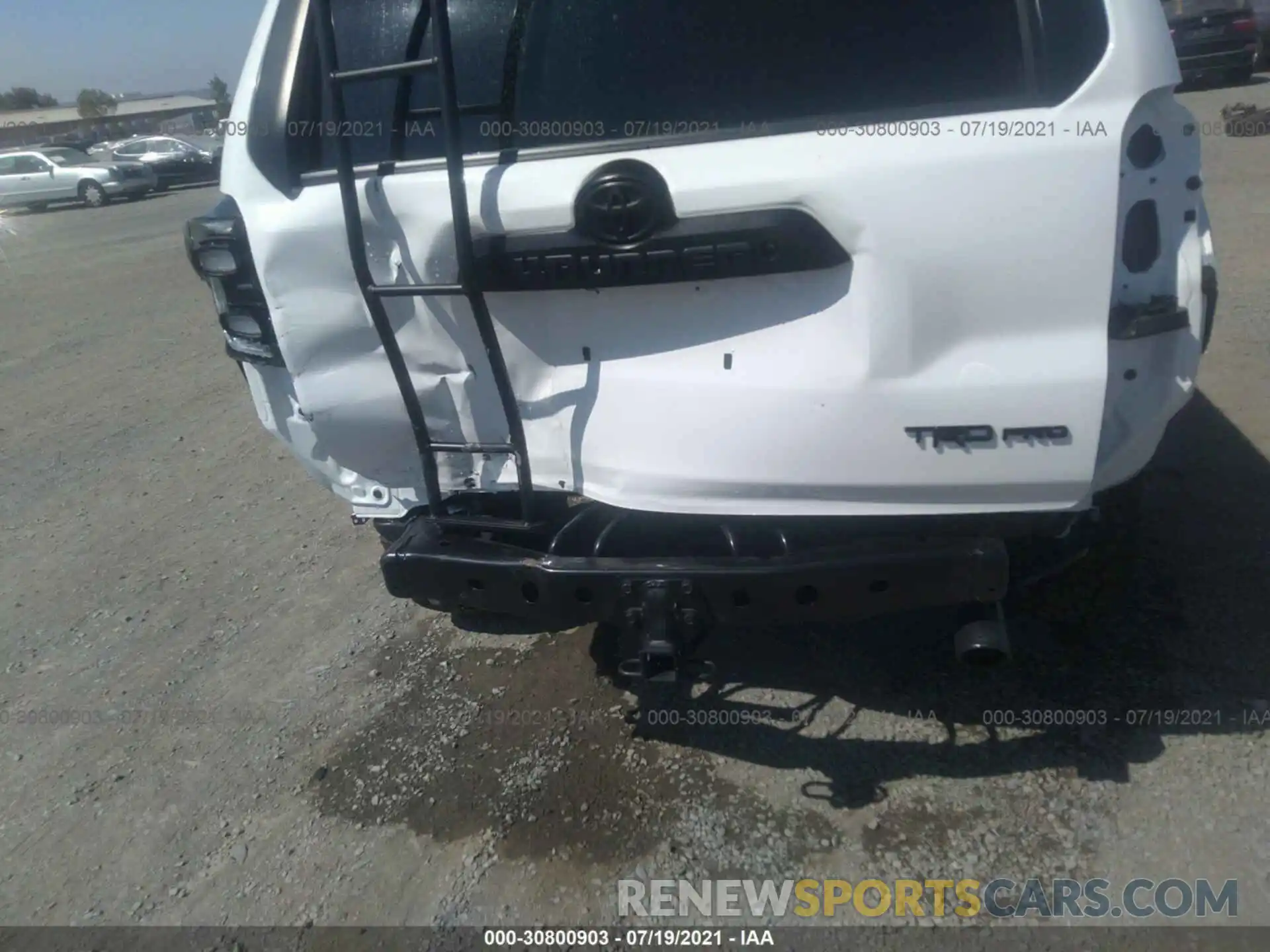 6 Photograph of a damaged car JTEBU5JR5K5688084 TOYOTA 4RUNNER 2019