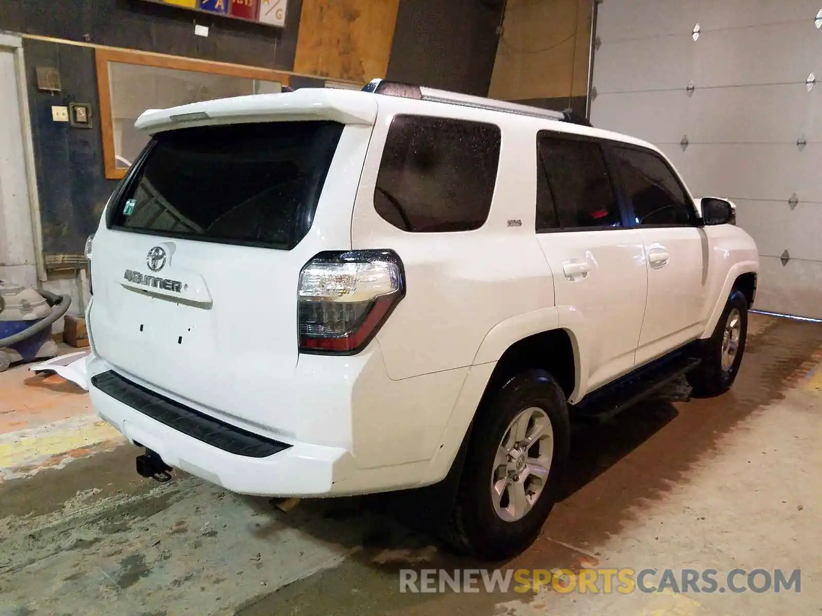 4 Photograph of a damaged car JTEBU5JR5K5688229 TOYOTA 4RUNNER 2019