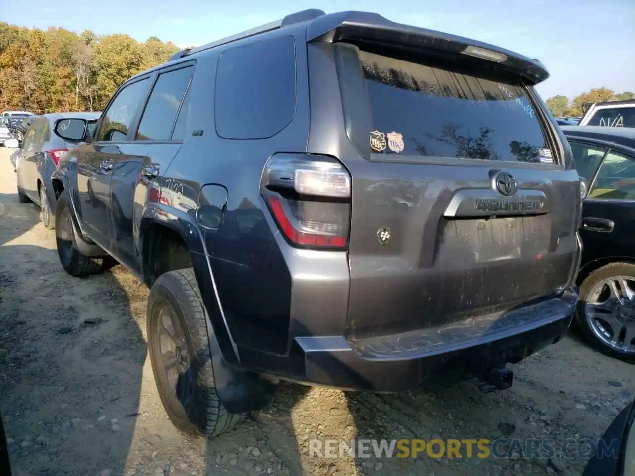 3 Photograph of a damaged car JTEBU5JR5K5692510 TOYOTA 4RUNNER 2019