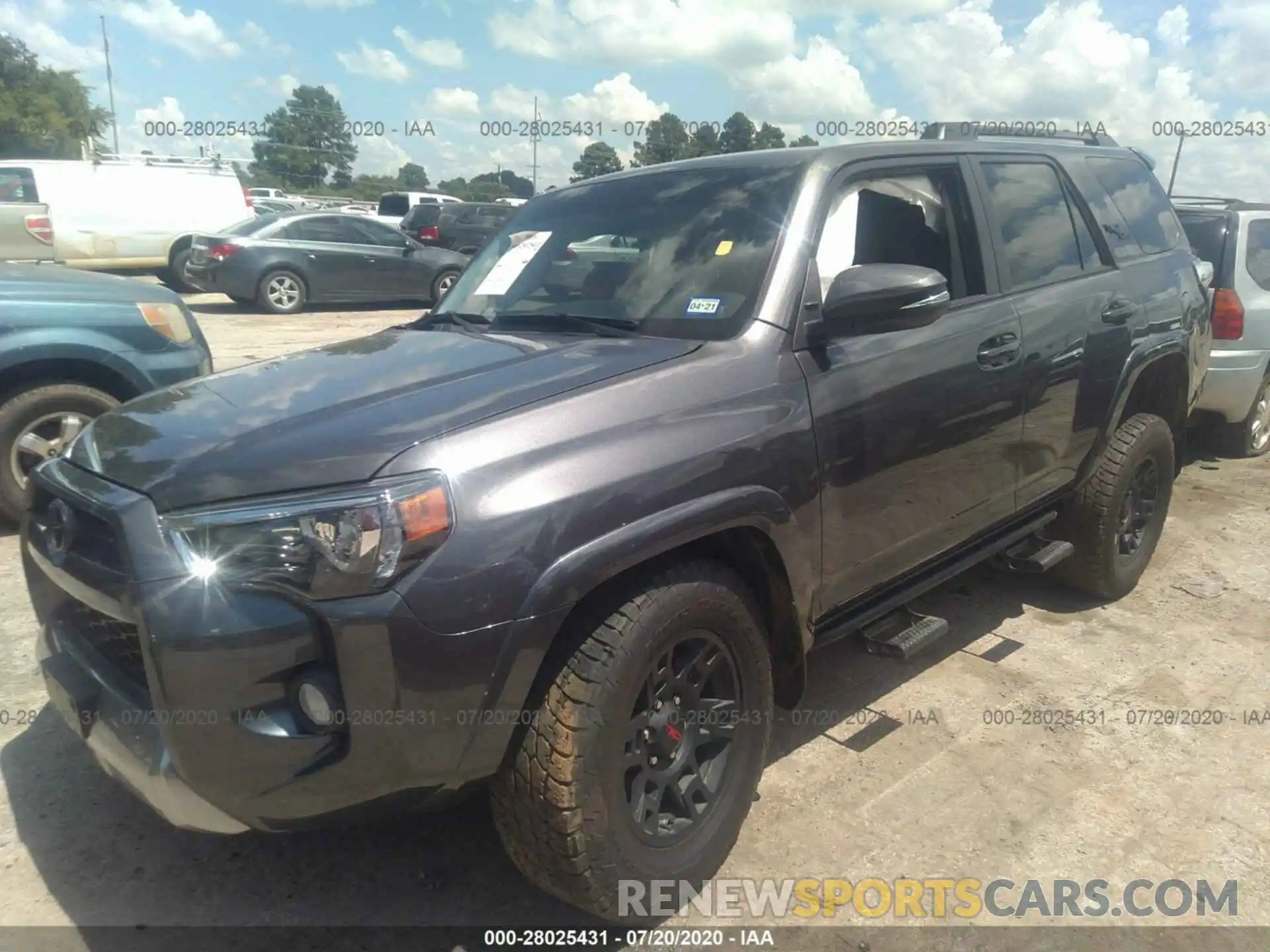 2 Photograph of a damaged car JTEBU5JR5K5694290 TOYOTA 4RUNNER 2019