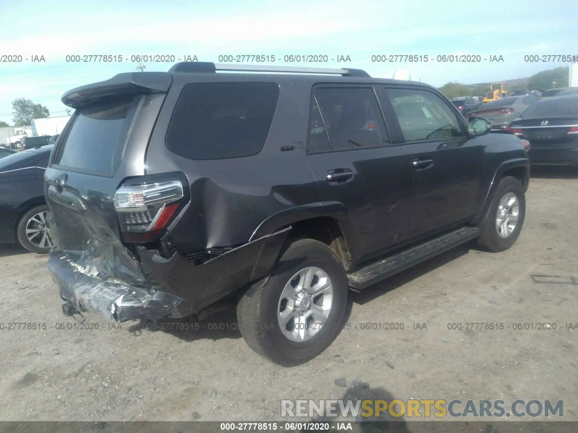 4 Фотография поврежденного автомобиля JTEBU5JR5K5697299 TOYOTA 4RUNNER 2019