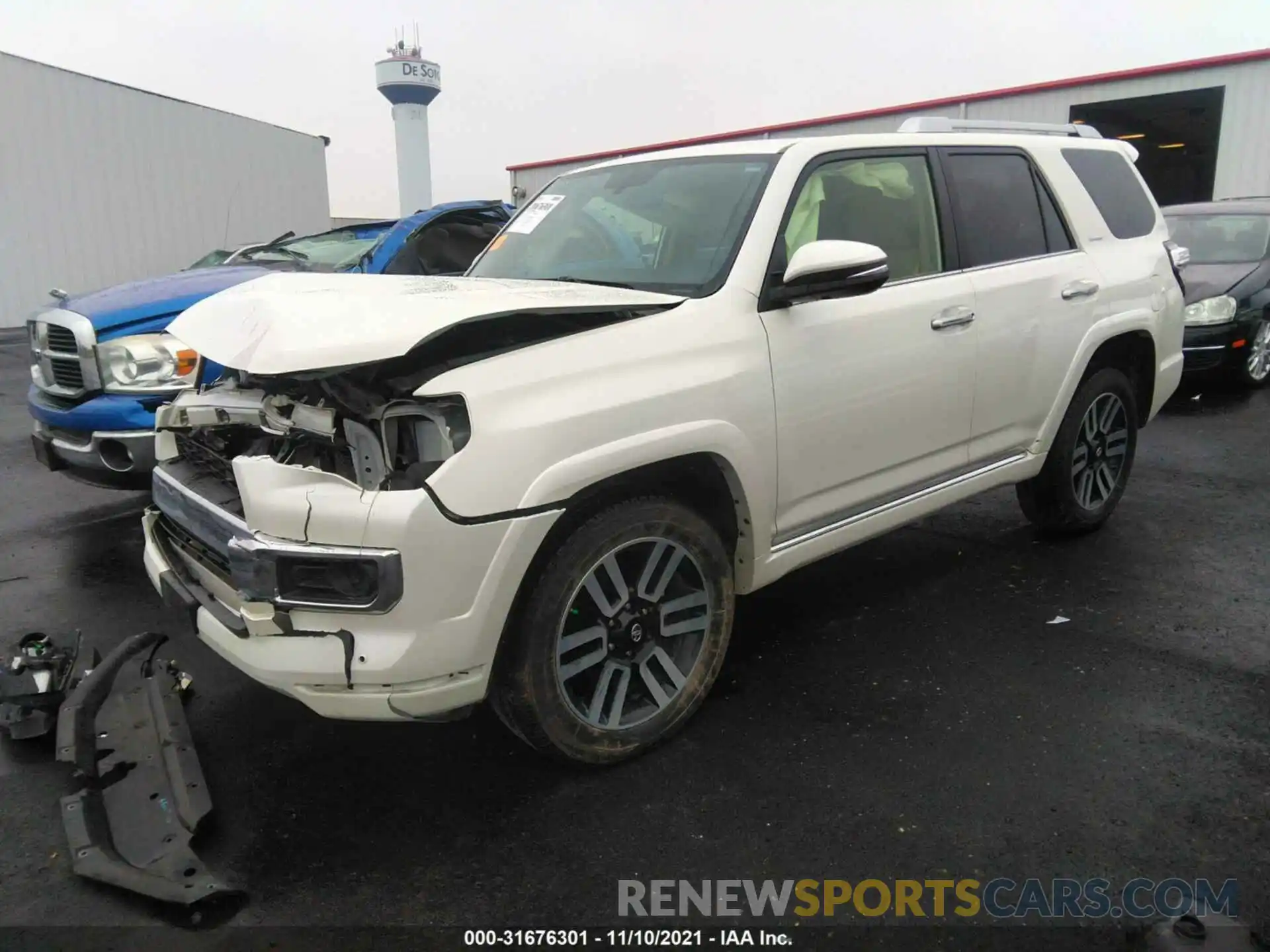 2 Photograph of a damaged car JTEBU5JR5K5700024 TOYOTA 4RUNNER 2019