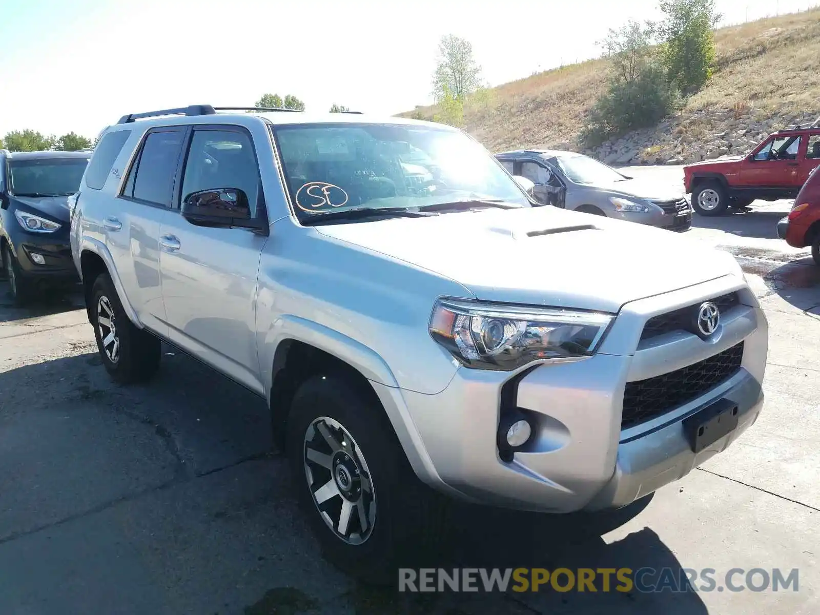 1 Photograph of a damaged car JTEBU5JR5K5703599 TOYOTA 4RUNNER 2019