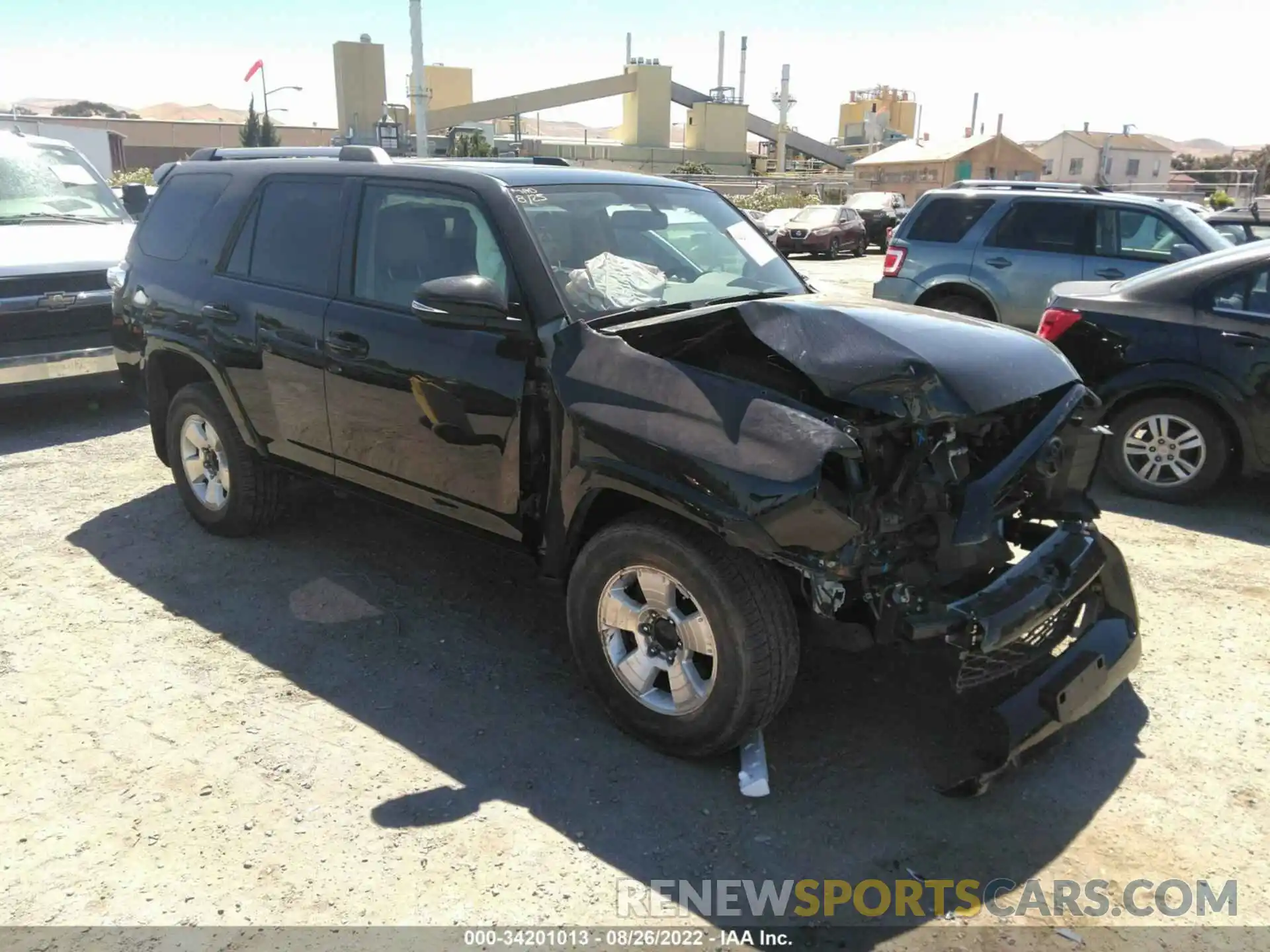 1 Photograph of a damaged car JTEBU5JR5K5704560 TOYOTA 4RUNNER 2019