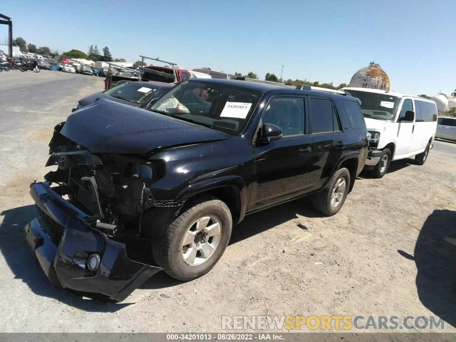 2 Photograph of a damaged car JTEBU5JR5K5704560 TOYOTA 4RUNNER 2019