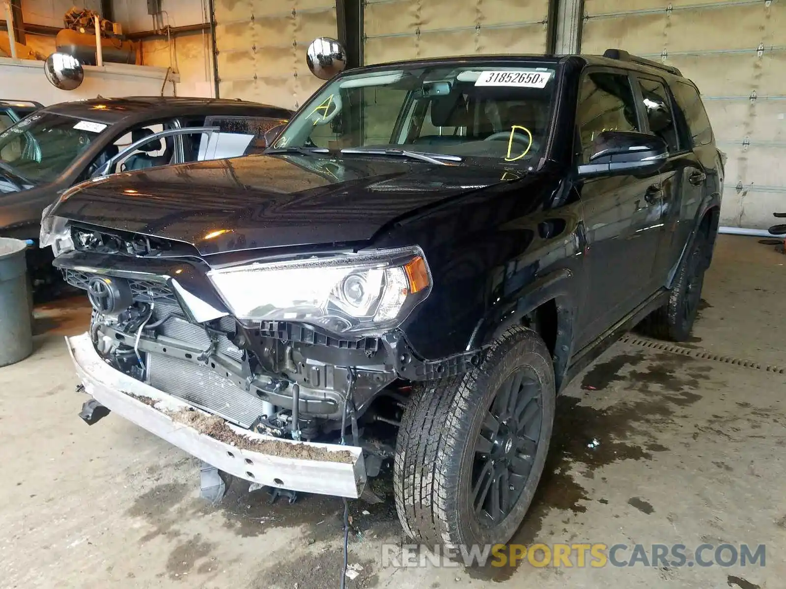 2 Фотография поврежденного автомобиля JTEBU5JR5K5704820 TOYOTA 4RUNNER 2019