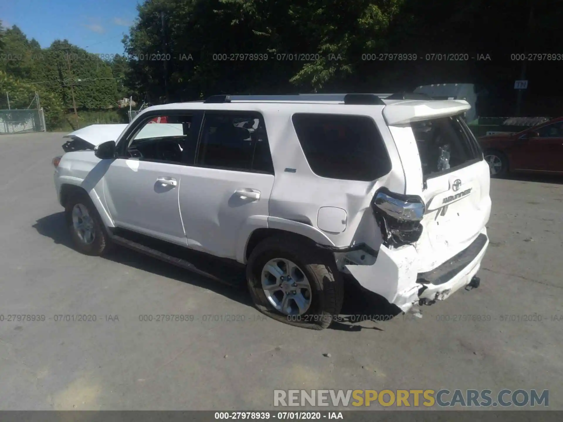 3 Photograph of a damaged car JTEBU5JR5K5706681 TOYOTA 4RUNNER 2019