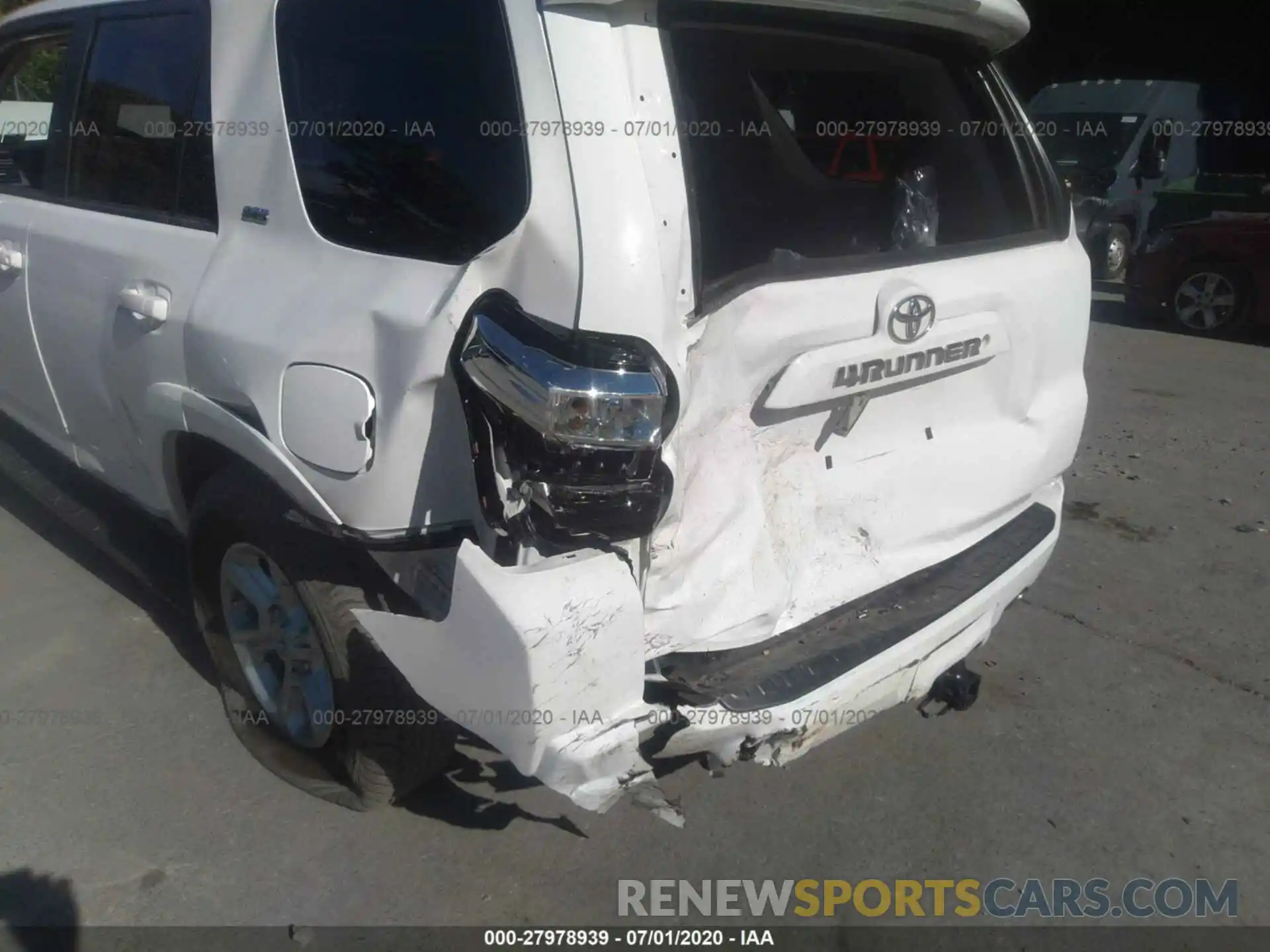 6 Photograph of a damaged car JTEBU5JR5K5706681 TOYOTA 4RUNNER 2019