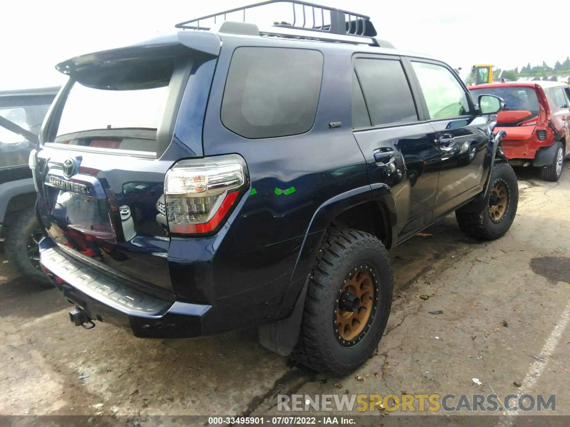 4 Фотография поврежденного автомобиля JTEBU5JR5K5707314 TOYOTA 4RUNNER 2019