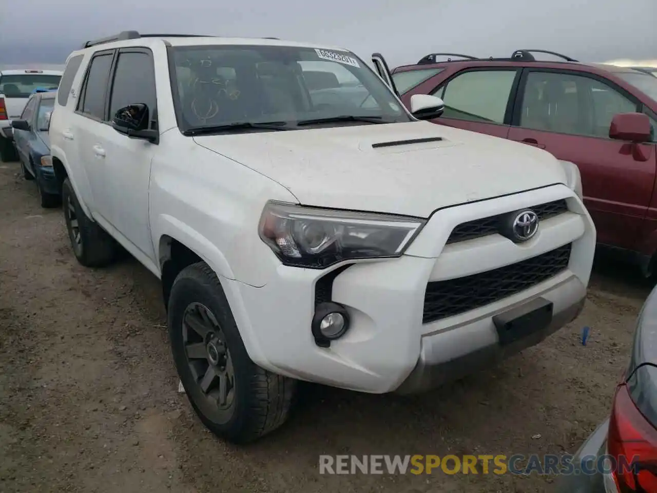 1 Photograph of a damaged car JTEBU5JR5K5707913 TOYOTA 4RUNNER 2019