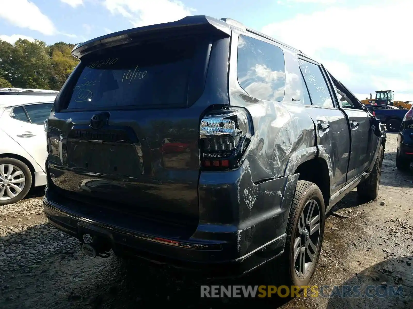 4 Photograph of a damaged car JTEBU5JR5K5710276 TOYOTA 4RUNNER 2019