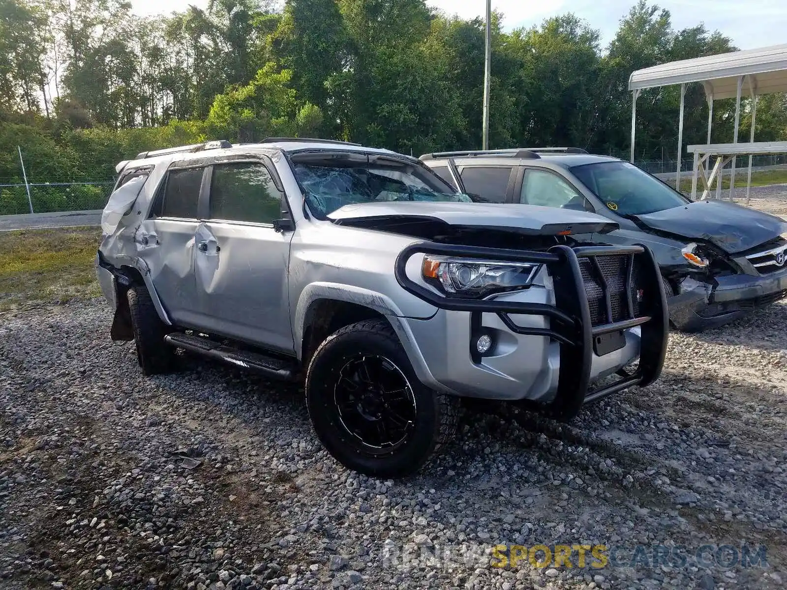 1 Photograph of a damaged car JTEBU5JR5K5712626 TOYOTA 4RUNNER 2019