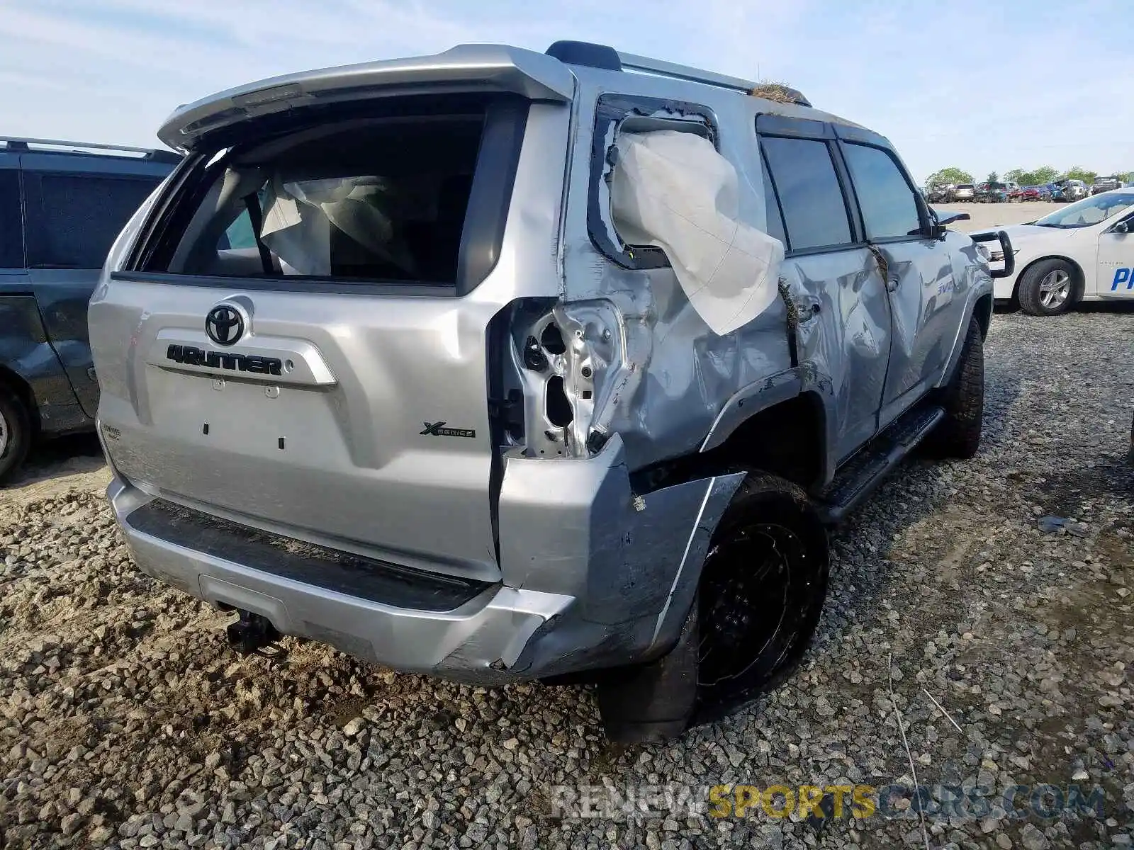 4 Фотография поврежденного автомобиля JTEBU5JR5K5712626 TOYOTA 4RUNNER 2019