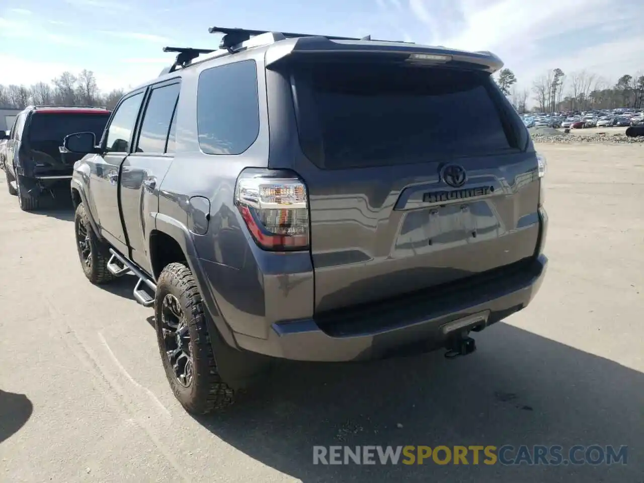 3 Фотография поврежденного автомобиля JTEBU5JR5K5713047 TOYOTA 4RUNNER 2019