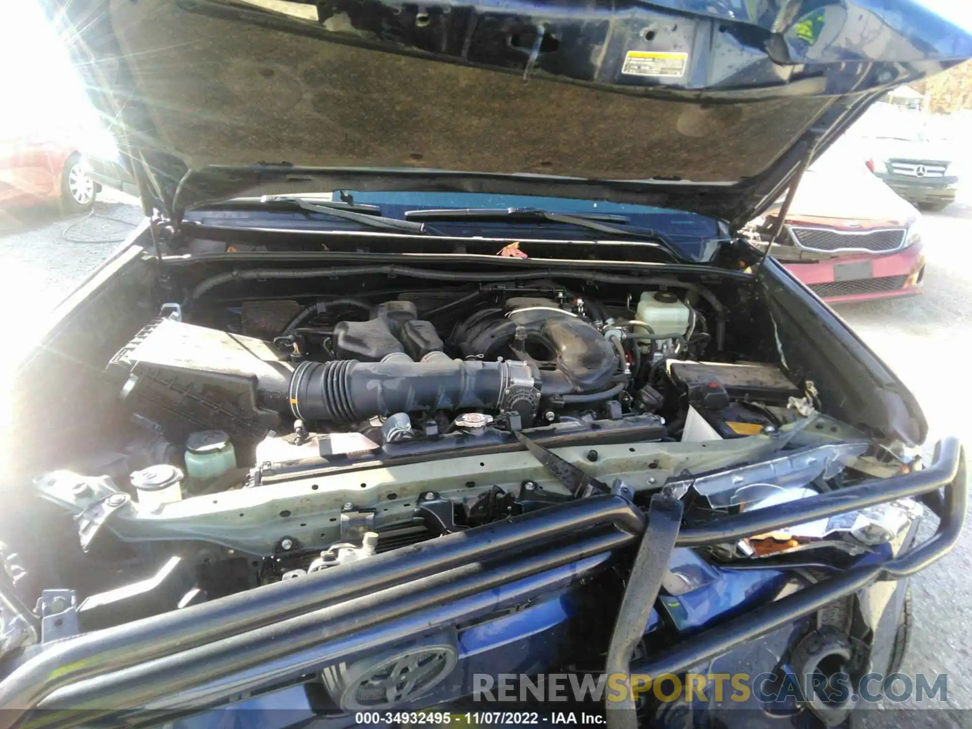 10 Photograph of a damaged car JTEBU5JR5K5713212 TOYOTA 4RUNNER 2019