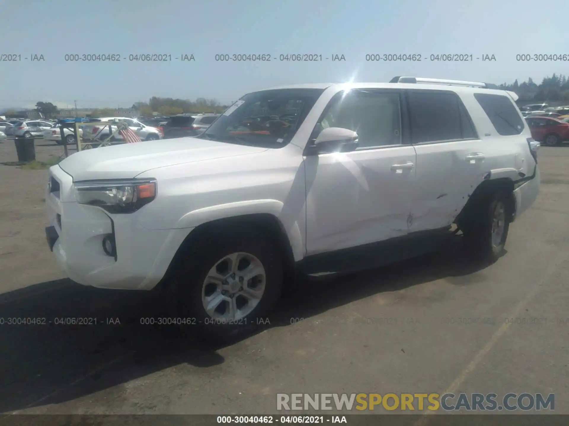 2 Photograph of a damaged car JTEBU5JR5K5714179 TOYOTA 4RUNNER 2019