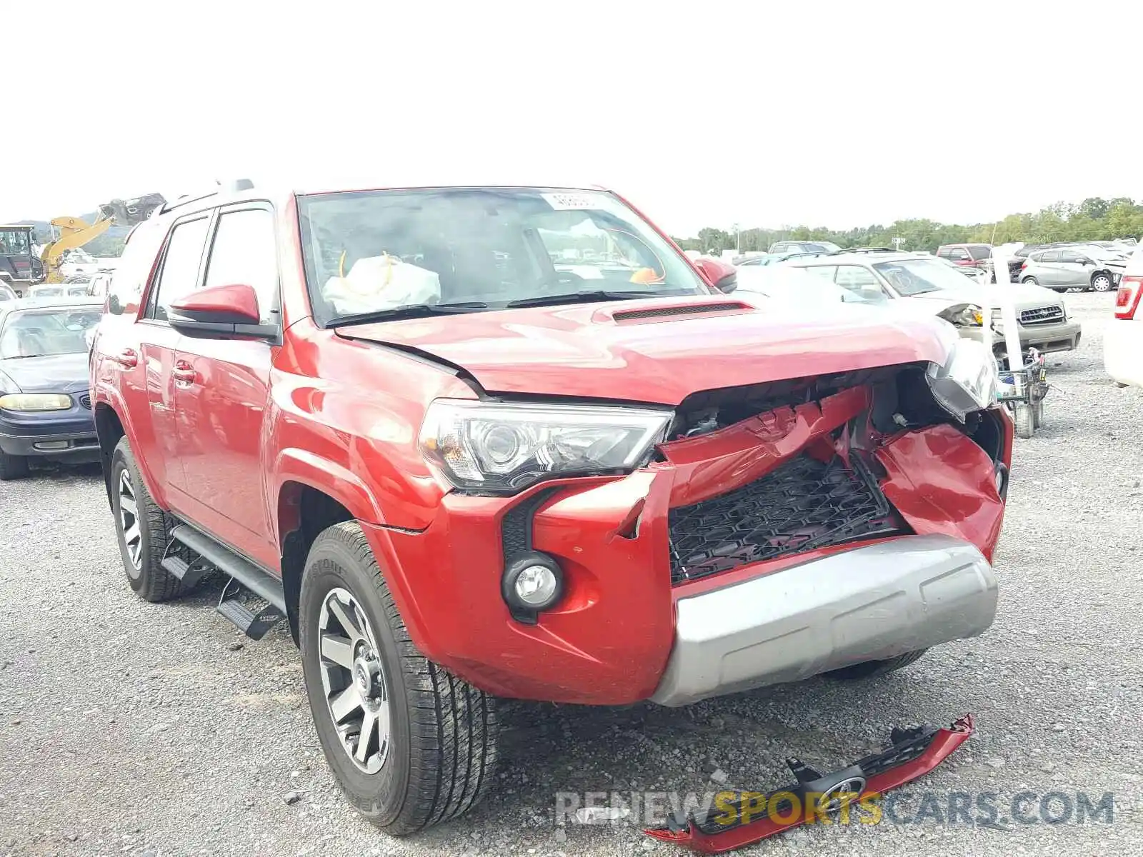 1 Фотография поврежденного автомобиля JTEBU5JR5K5716806 TOYOTA 4RUNNER 2019