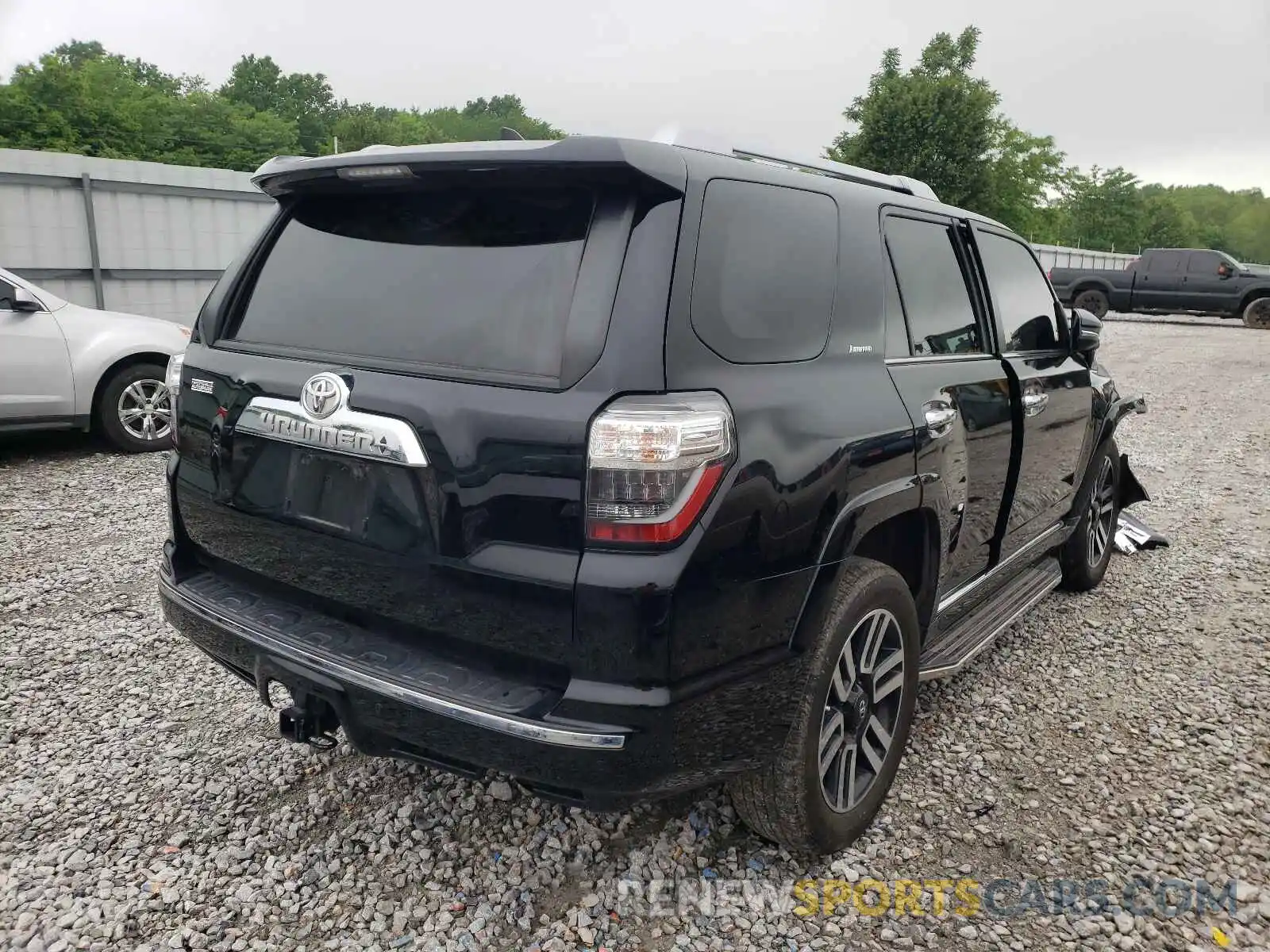 4 Фотография поврежденного автомобиля JTEBU5JR5K5717597 TOYOTA 4RUNNER 2019