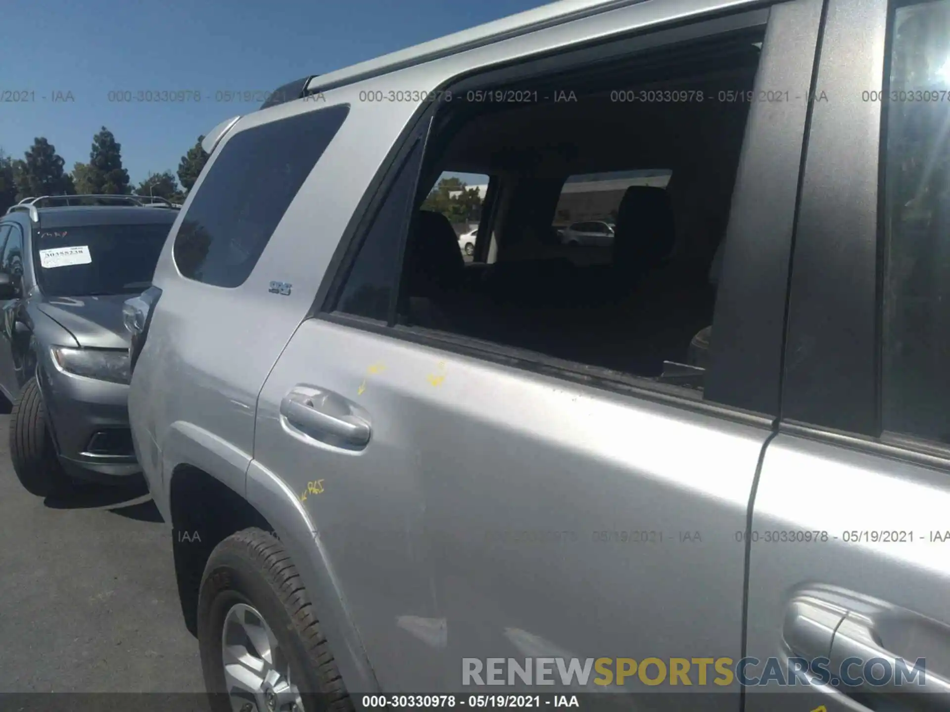 6 Photograph of a damaged car JTEBU5JR5K5721357 TOYOTA 4RUNNER 2019