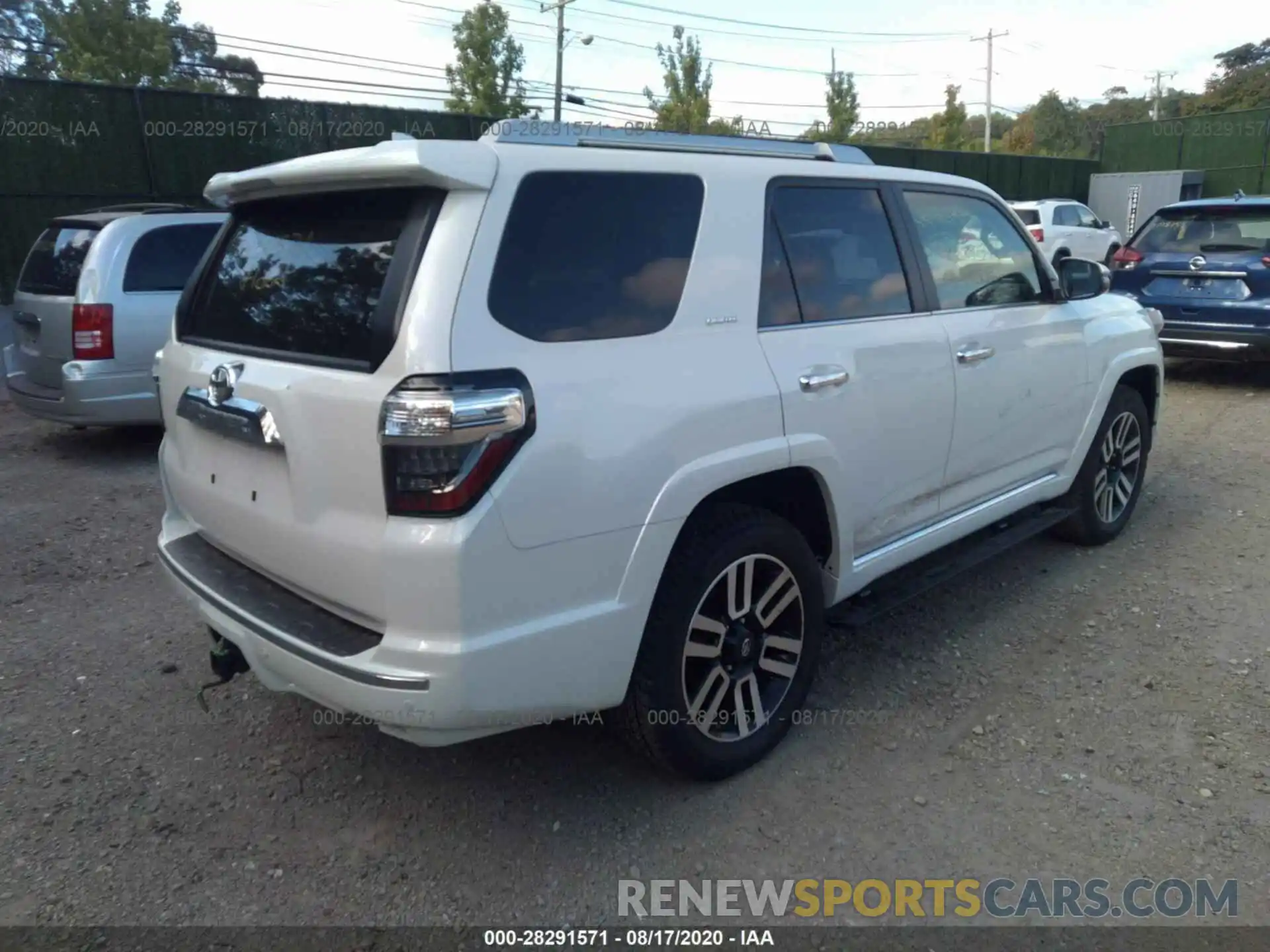 4 Фотография поврежденного автомобиля JTEBU5JR5K5722136 TOYOTA 4RUNNER 2019