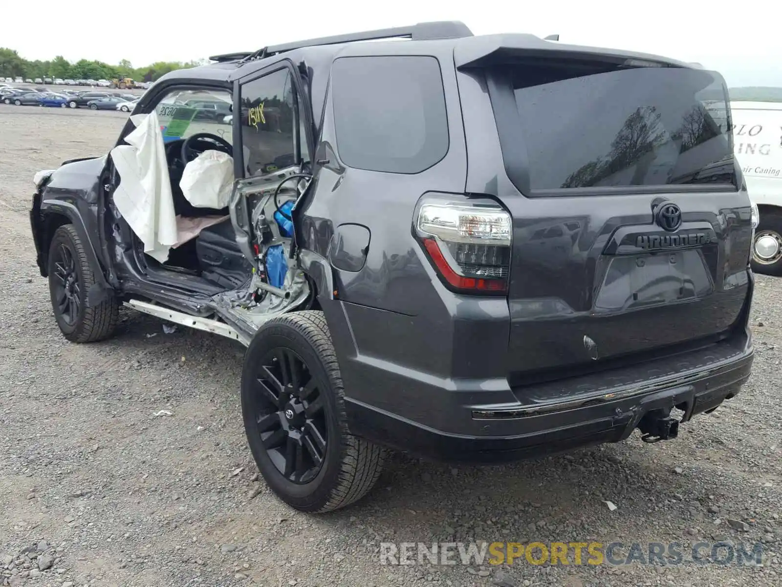 3 Photograph of a damaged car JTEBU5JR5K5722864 TOYOTA 4RUNNER 2019