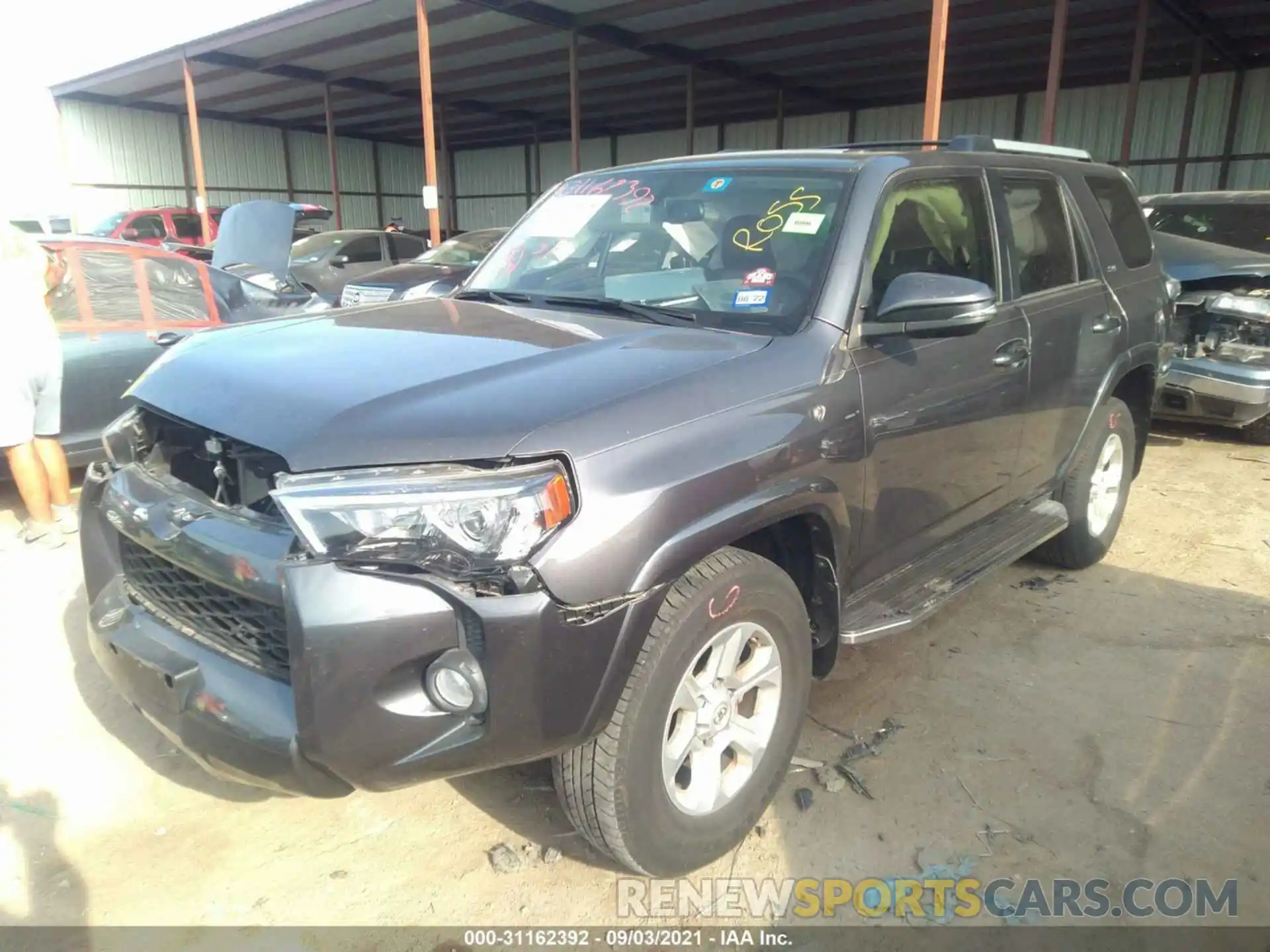 2 Фотография поврежденного автомобиля JTEBU5JR5K5725389 TOYOTA 4RUNNER 2019