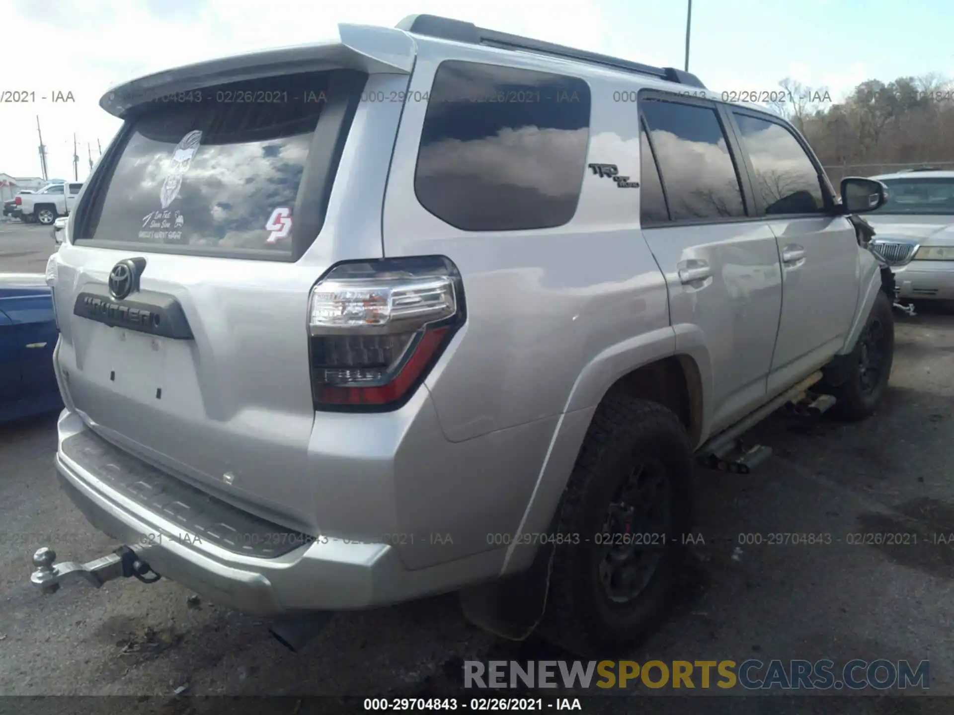 4 Фотография поврежденного автомобиля JTEBU5JR5K5727658 TOYOTA 4RUNNER 2019