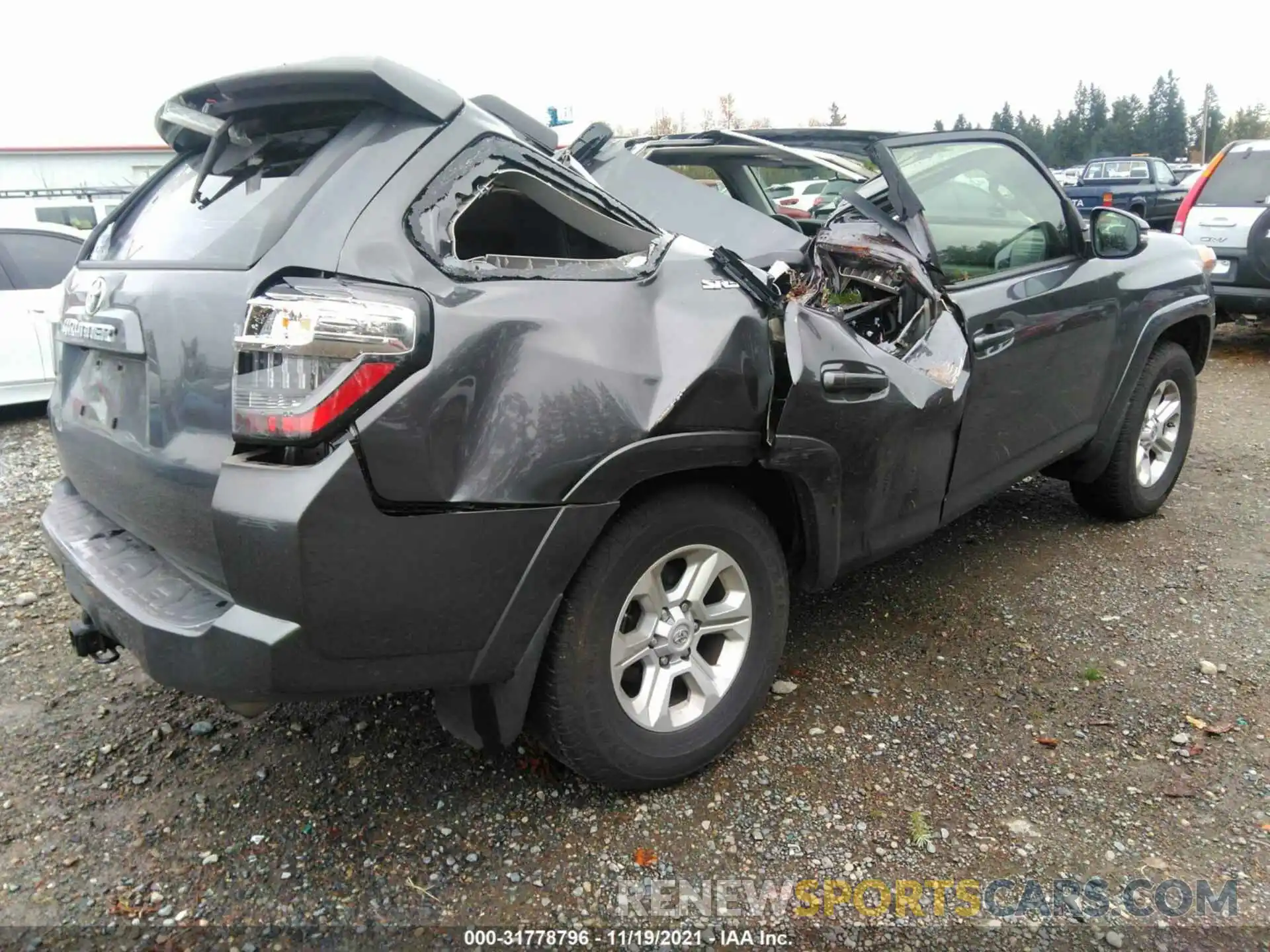 4 Photograph of a damaged car JTEBU5JR5K5729989 TOYOTA 4RUNNER 2019