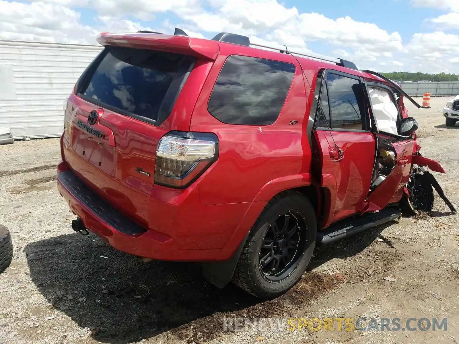 4 Фотография поврежденного автомобиля JTEBU5JR5K5733864 TOYOTA 4RUNNER 2019