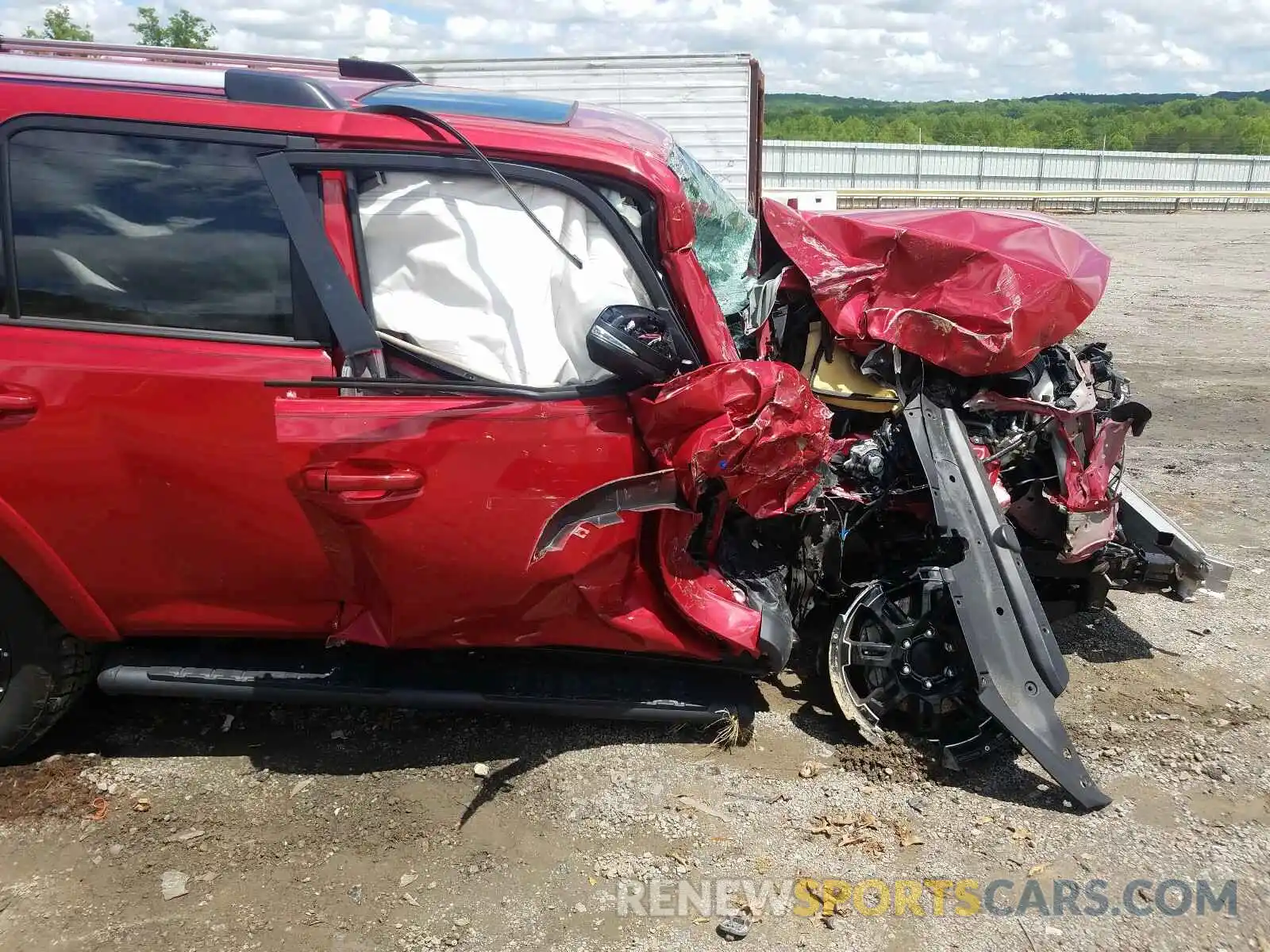 9 Photograph of a damaged car JTEBU5JR5K5733864 TOYOTA 4RUNNER 2019