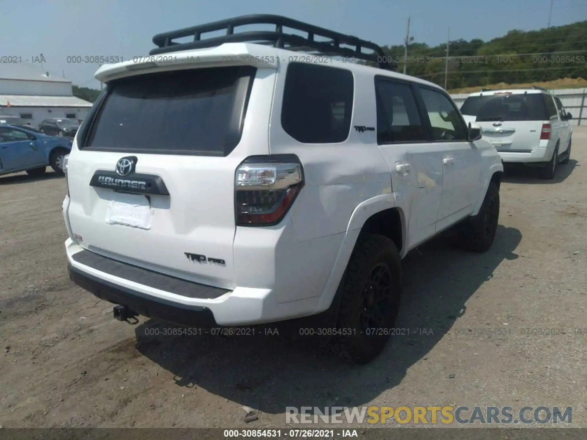 4 Фотография поврежденного автомобиля JTEBU5JR5K5736134 TOYOTA 4RUNNER 2019